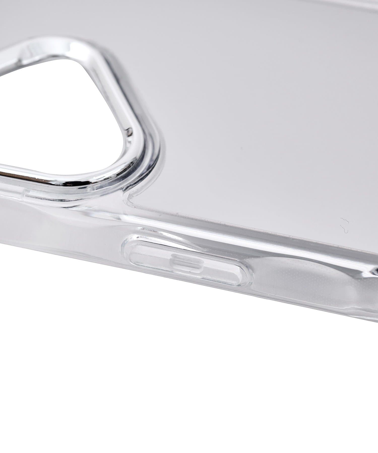 3COINS(スリーコインズ) ミラースマホケース：iPhone15/16/17用