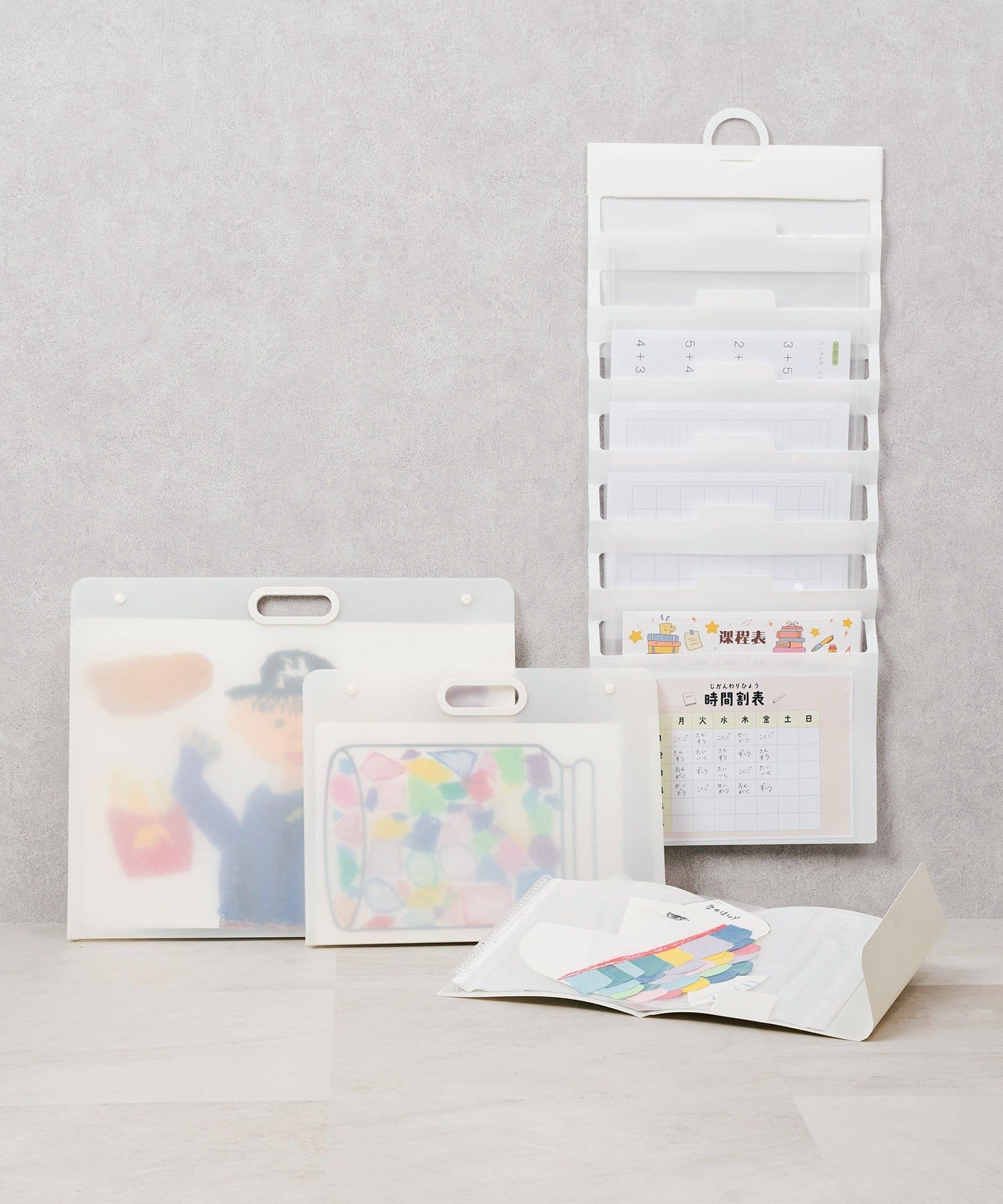 3COINS(スリーコインズ) 壁掛けファイル／入園入学