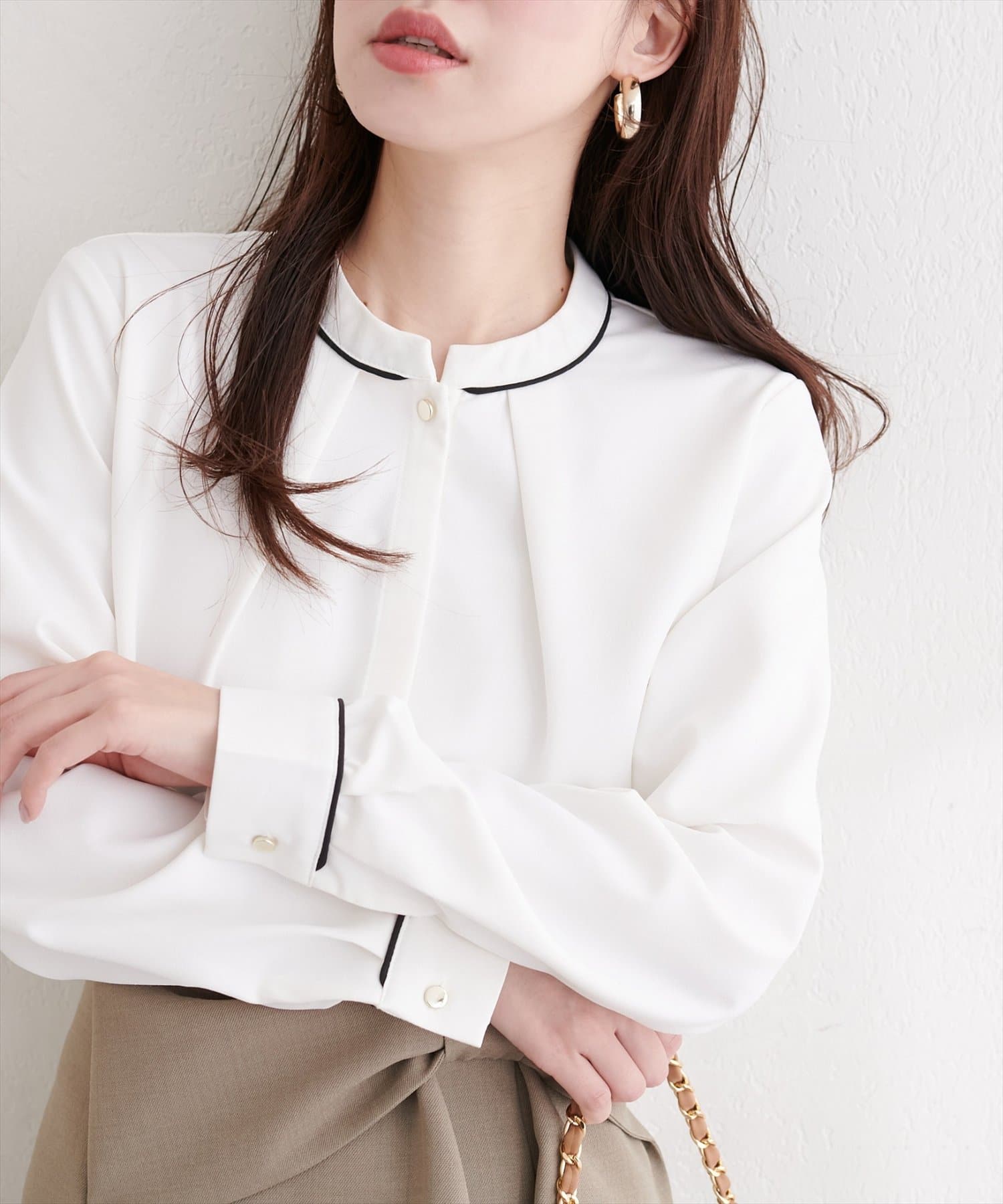 natural couture(ナチュラルクチュール) スタンドカラーパイピングブラウス