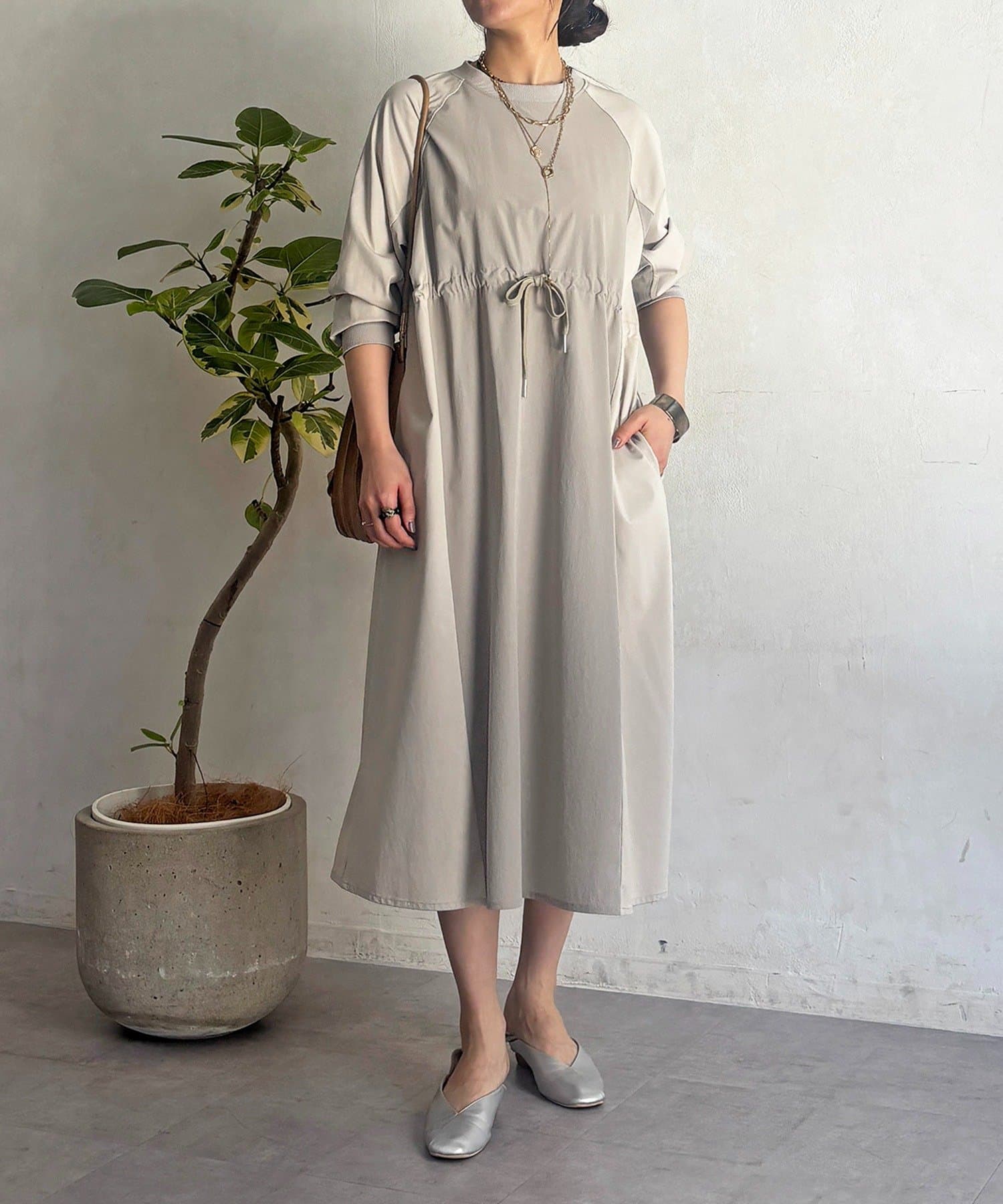 un dix cors(アンディコール) ストレッチ切り替えワンピース