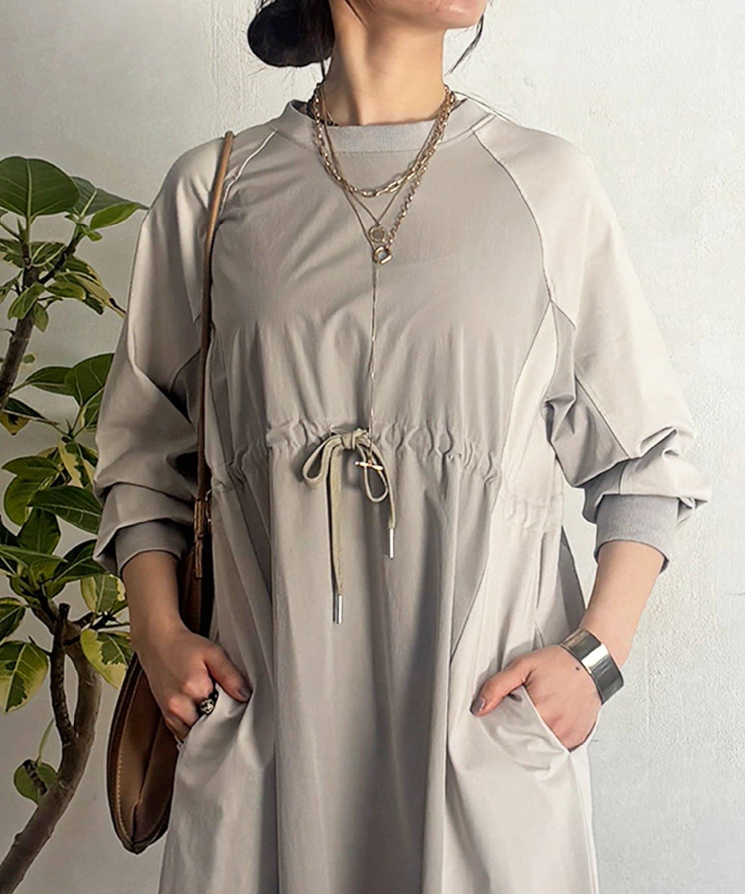 un dix cors(アンディコール) ストレッチ切り替えワンピース