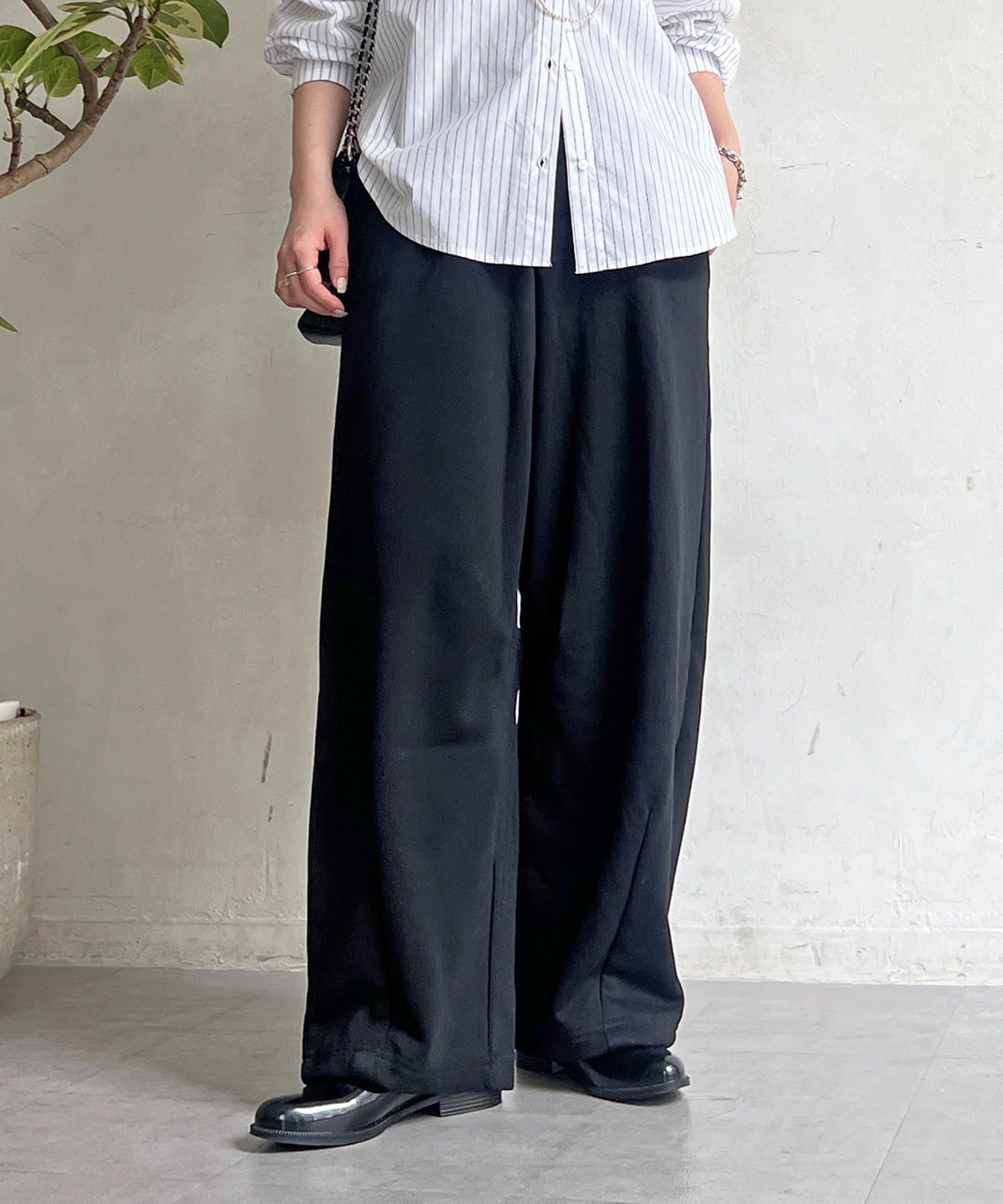 un dix cors(アンディコール) 薄ダンボールパンツ