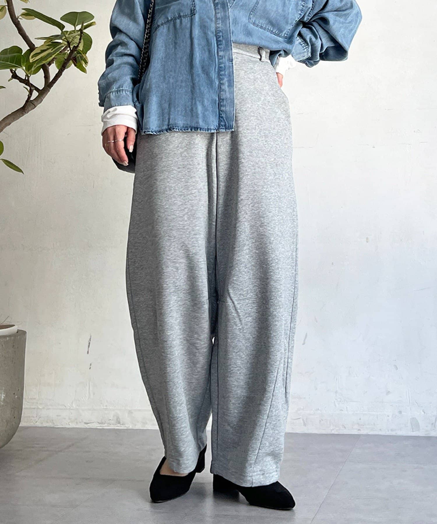 un dix cors(アンディコール) 薄ダンボールパンツ