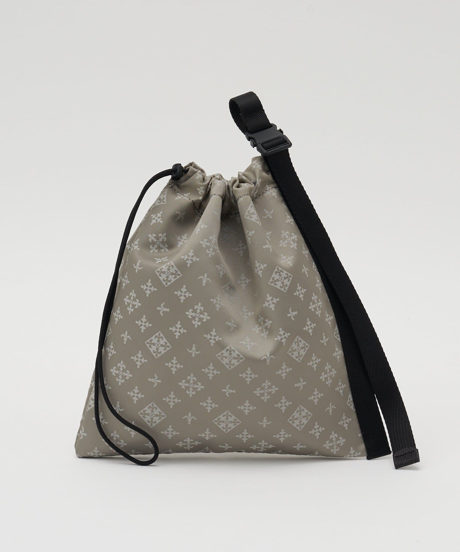 russet(ラシット) ナイロンジャガード巾着ポーチ L