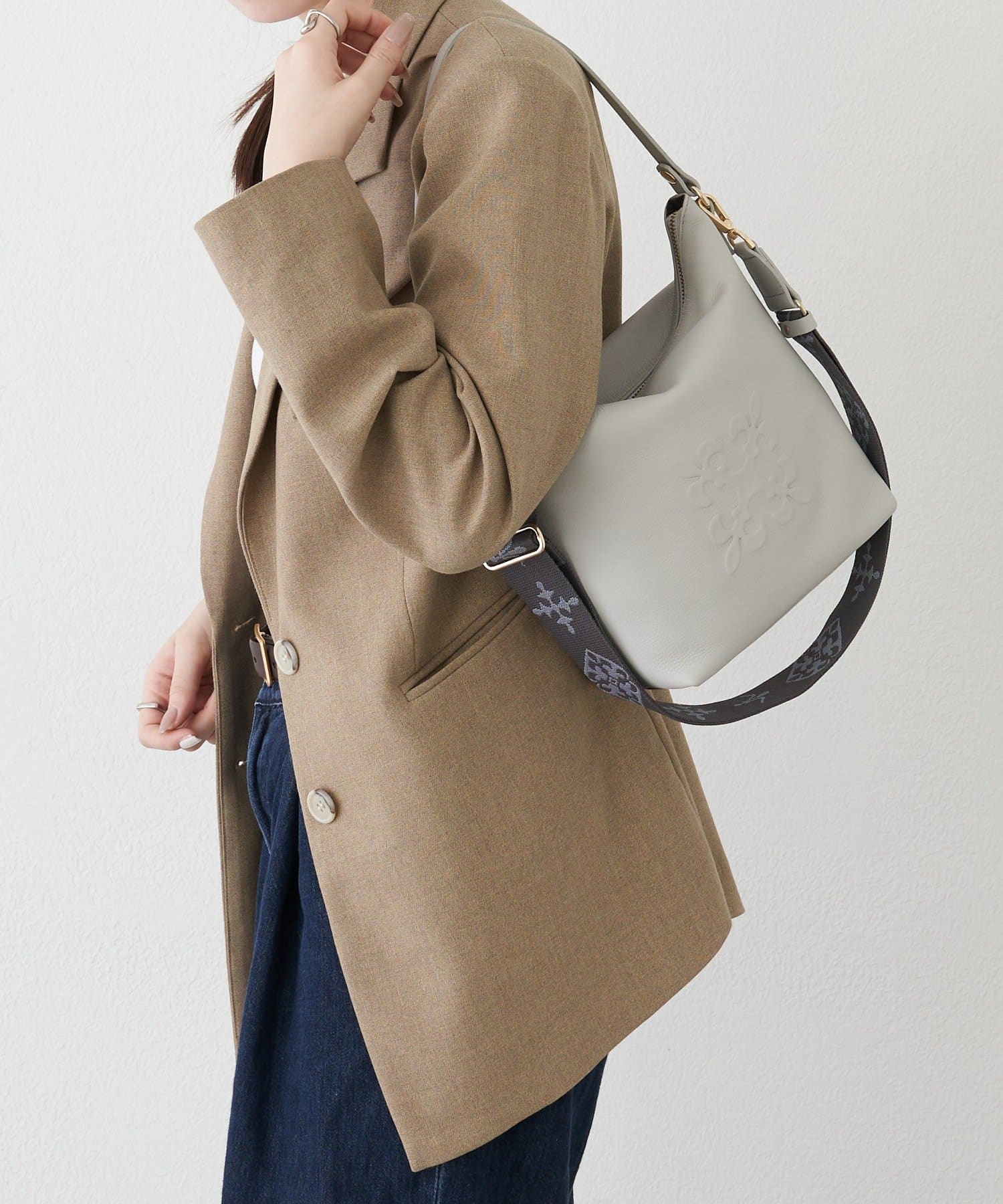 russet(ラシット) 《WEB限定》エンボスモノグラム2WAYミニショルダーバッグ