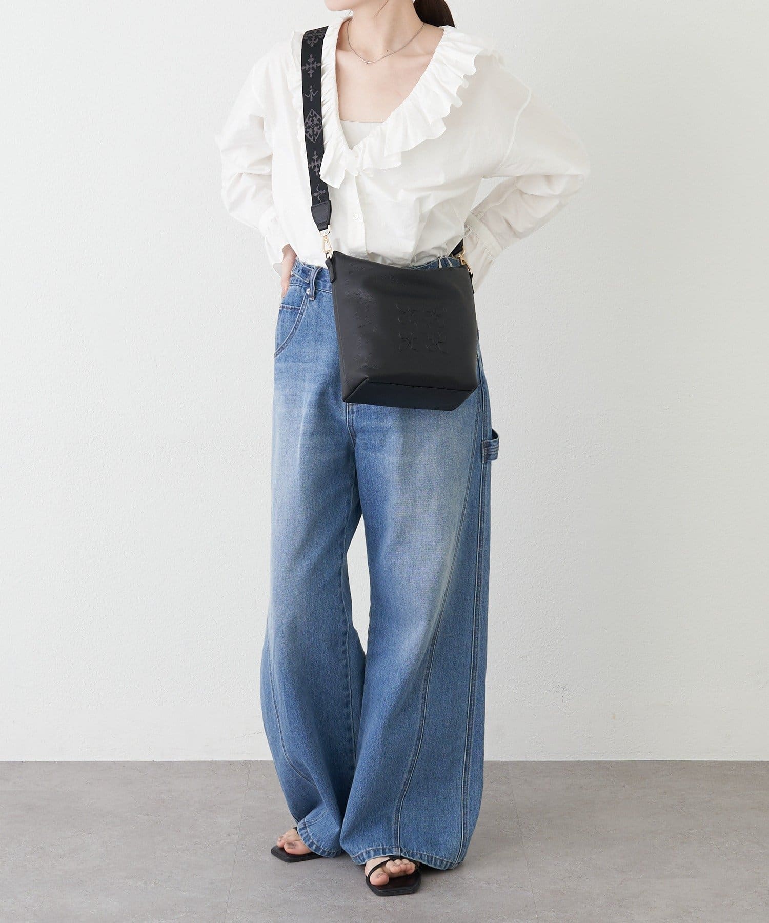 russet(ラシット) 《WEB限定》エンボスモノグラム2WAYミニショルダーバッグ