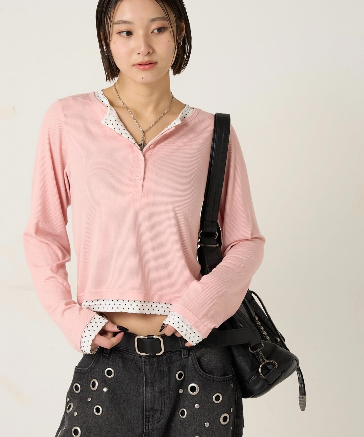 WHO’S WHO gallery(フーズフーギャラリー) 【WEB限定カラーあり/ドット柄】レイヤードヘンリートップス