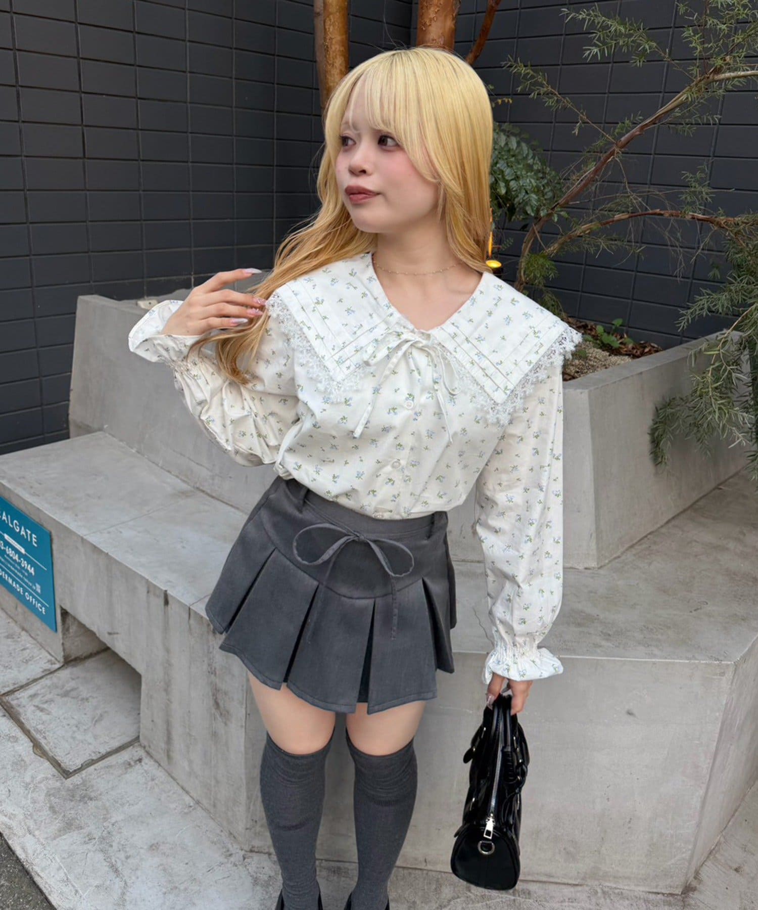 NICE CLAUP / OLIVE des OLIVE OUTLET(ナイスクラップ  / オリーブ デ オリーブ アウトレット) 【Another Branch】ピンタック&レースでか衿ブラウス