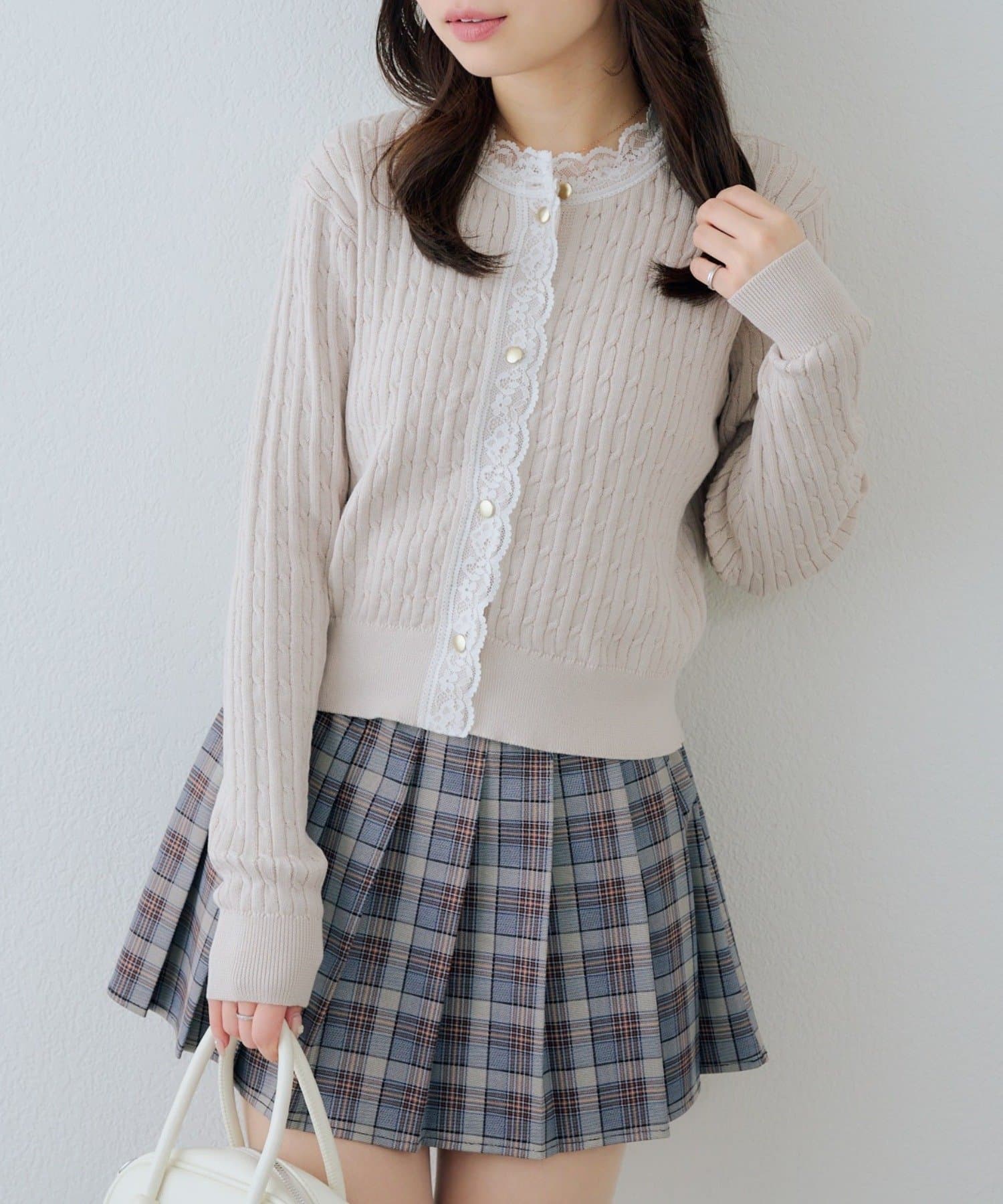 NICE CLAUP / OLIVE des OLIVE OUTLET(ナイスクラップ  / オリーブ デ オリーブ アウトレット) 【Another Branch】ケーブルレース付カーディガン