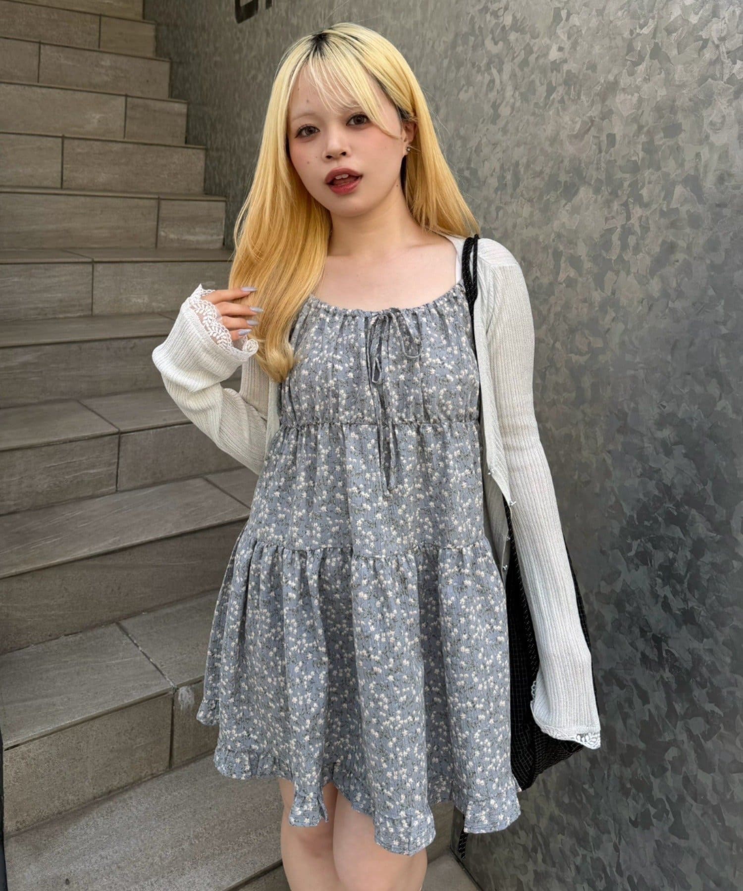 NICE CLAUP / OLIVE des OLIVE OUTLET(ナイスクラップ  / オリーブ デ オリーブ アウトレット) 【RMAF】ティアードチュニックワンピース