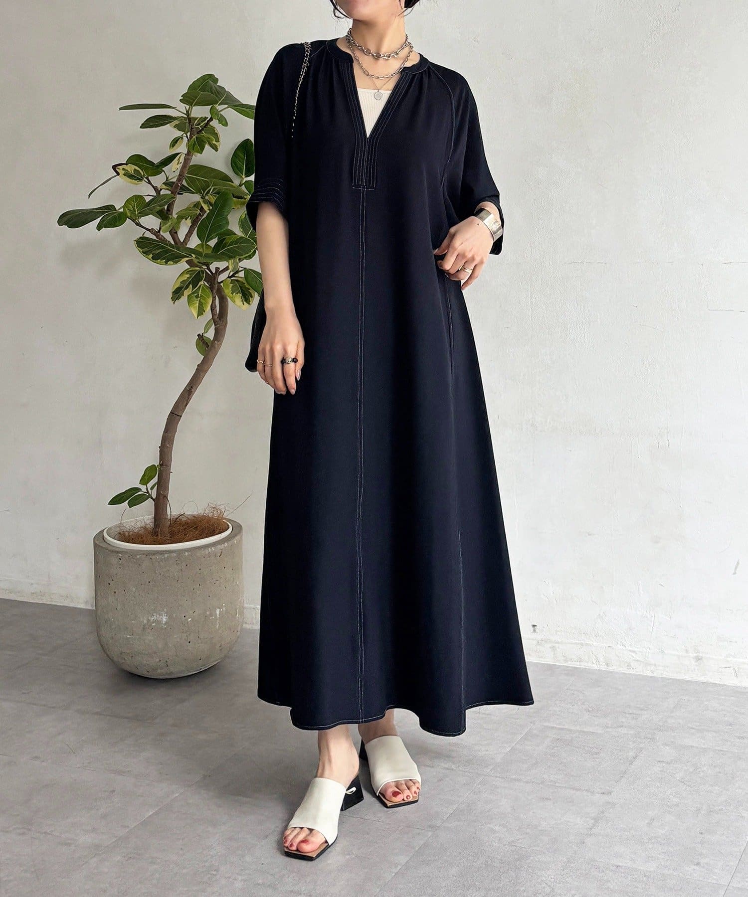 un dix cors(アンディコール) 【全骨格細見え！】ステッチスキッパーワンピース