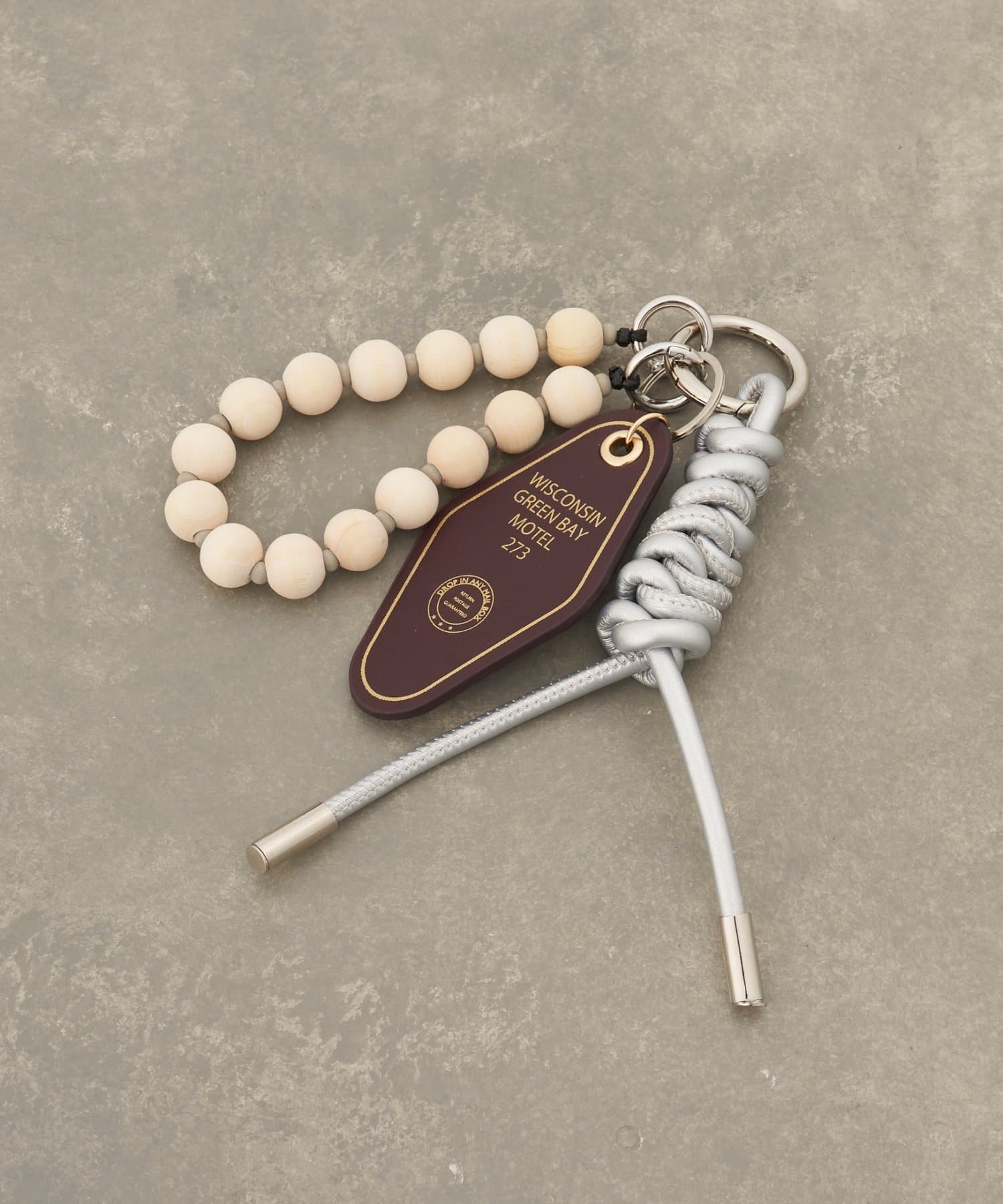 CIAOPANIC TYPY(チャオパニックティピー) ≪26SS展示会アイテム≫合皮プレートチャーム