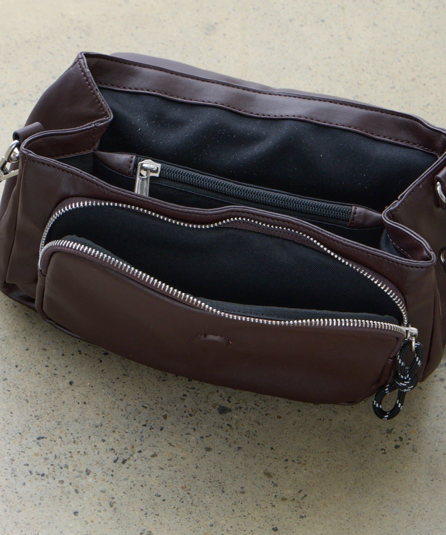 CIAOPANIC TYPY(チャオパニックティピー) ：【550mlペットボトル収納可能】フラップデザインBAG