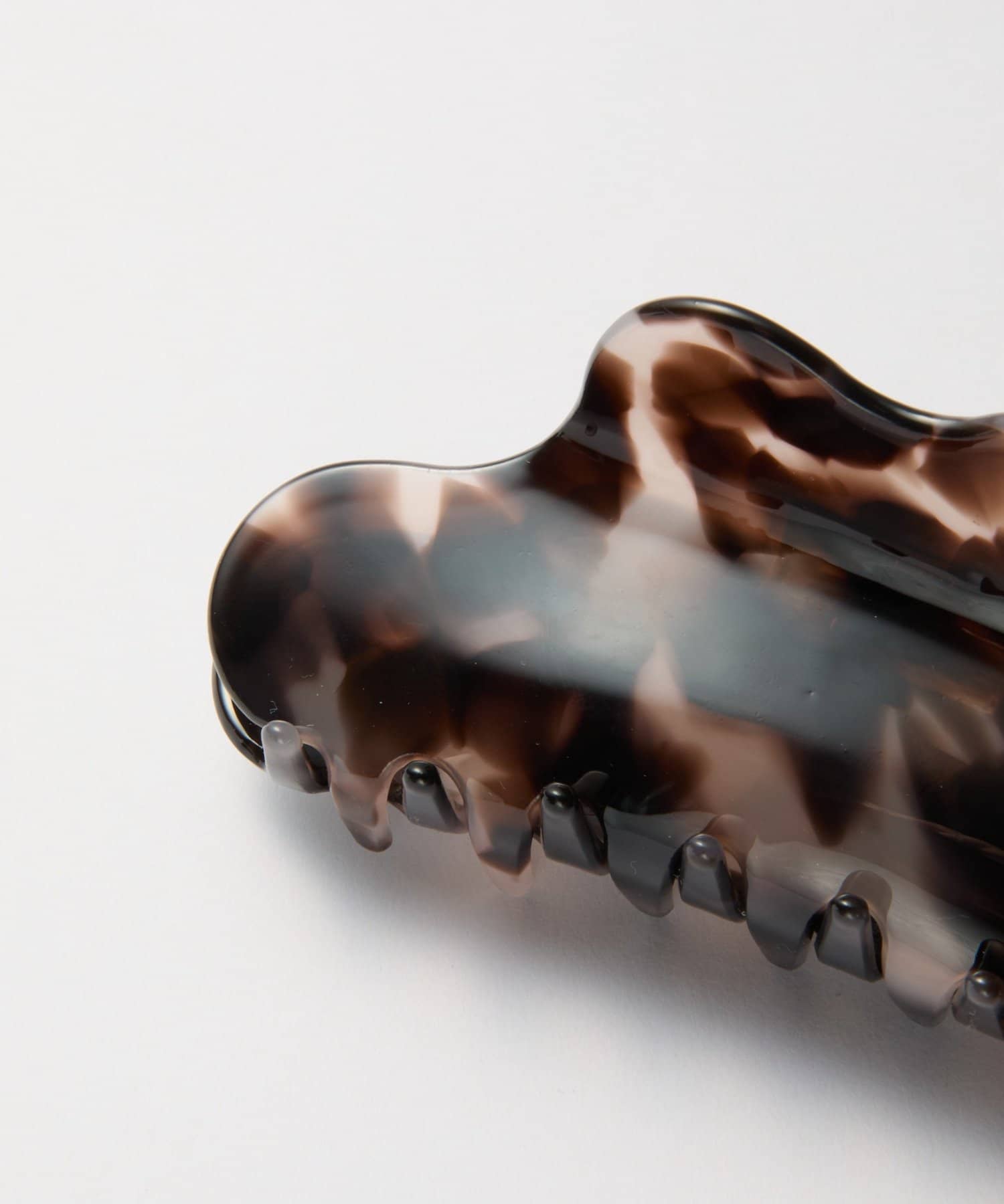 COLONY 2139(コロニー トゥーワンスリーナイン) アクリルバンスクリップ