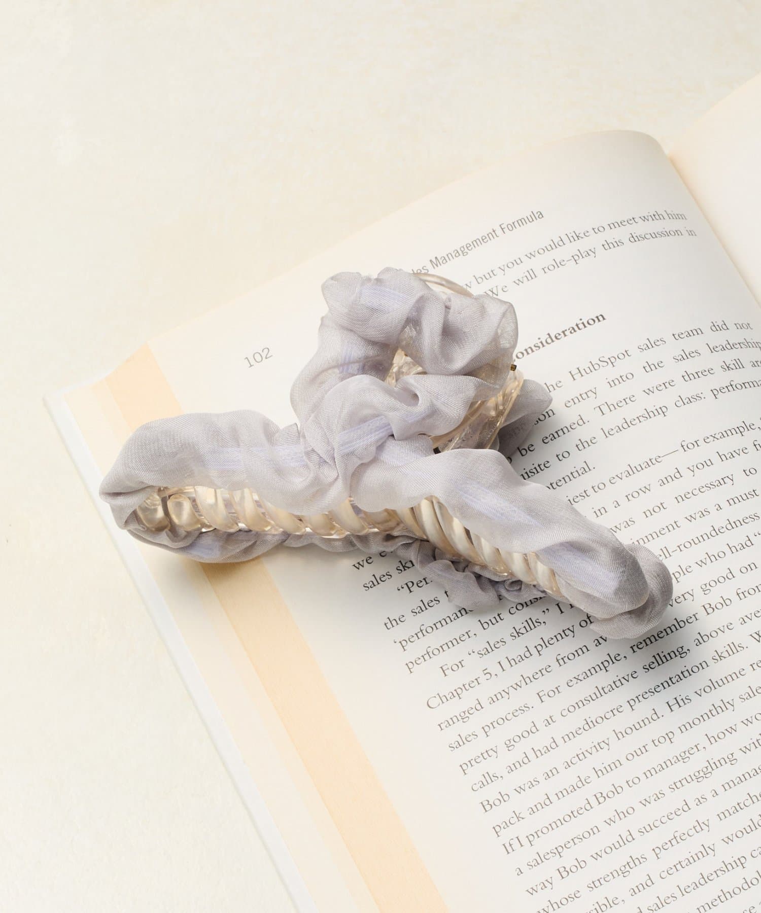 COLONY 2139(コロニー トゥーワンスリーナイン) シアーシフォンバンスクリップ