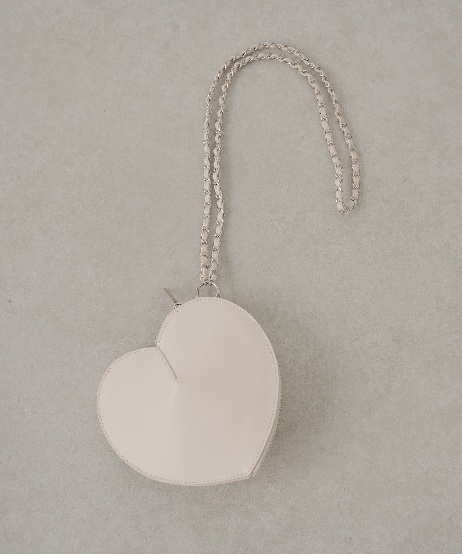 Chico(チコ) ハートデザインスマホポーチ