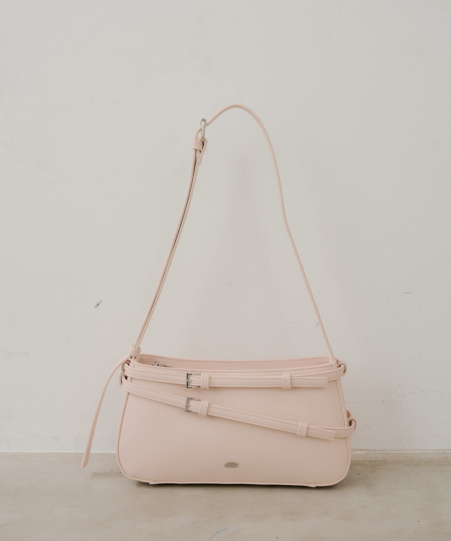 Chico(チコ) ベルトデザイン横長ボストンバッグ