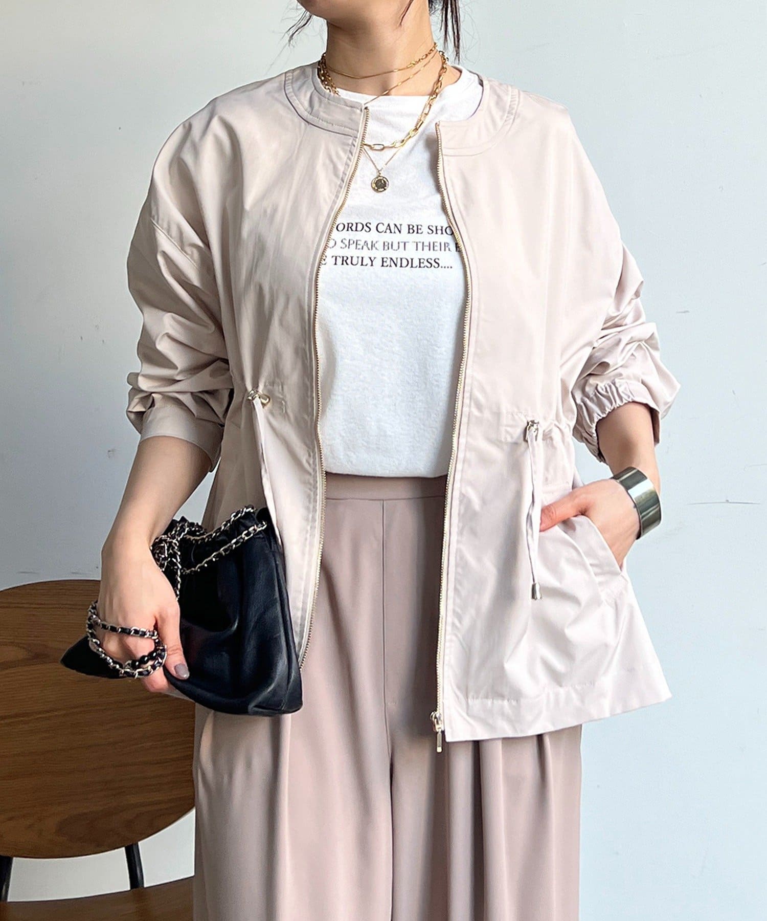 un dix cors(アンディコール) メモリータフタノーカラーブルゾン