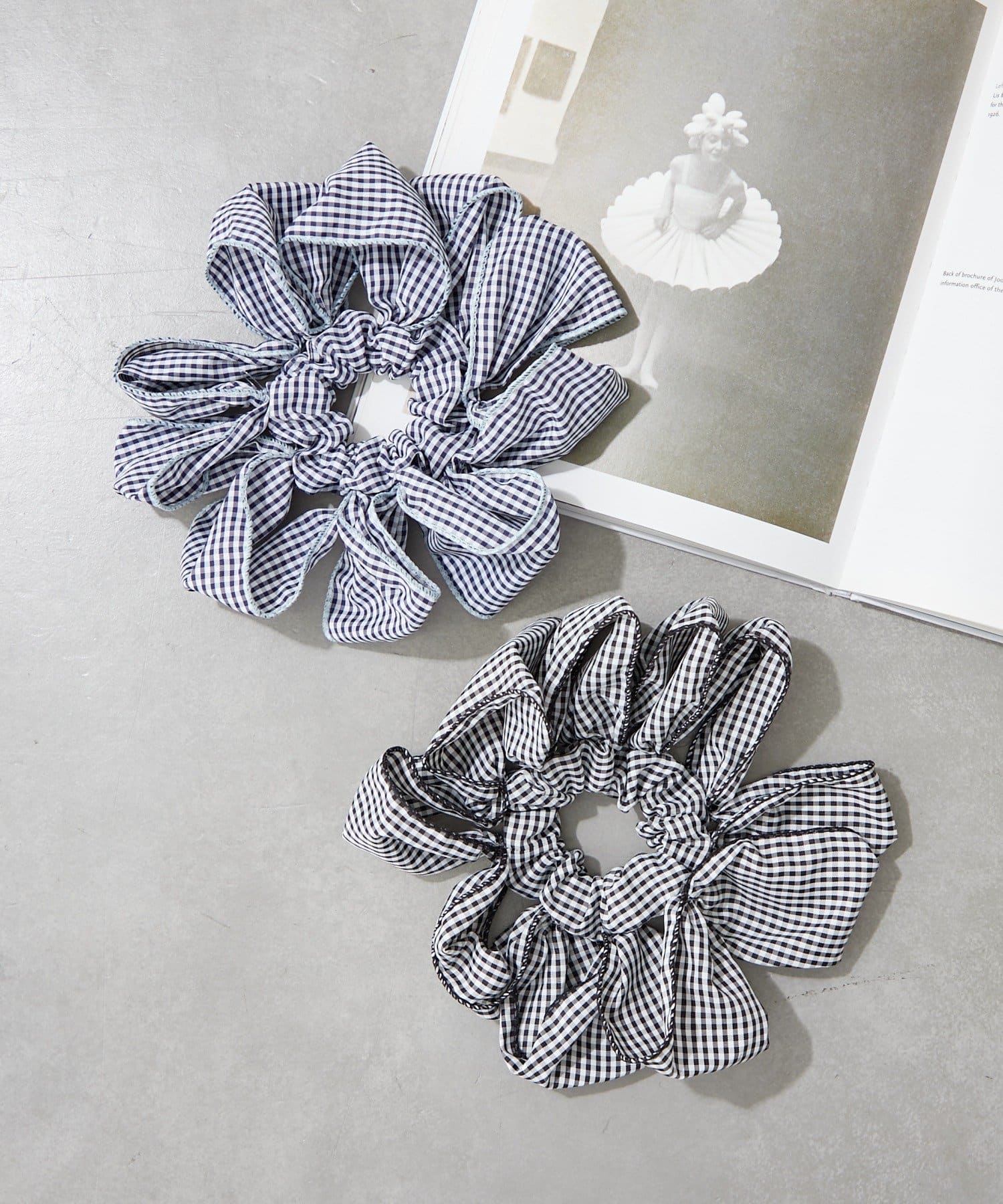 BIRTHDAY BAR(バースデイバー) ギンガムチェックシュシュ