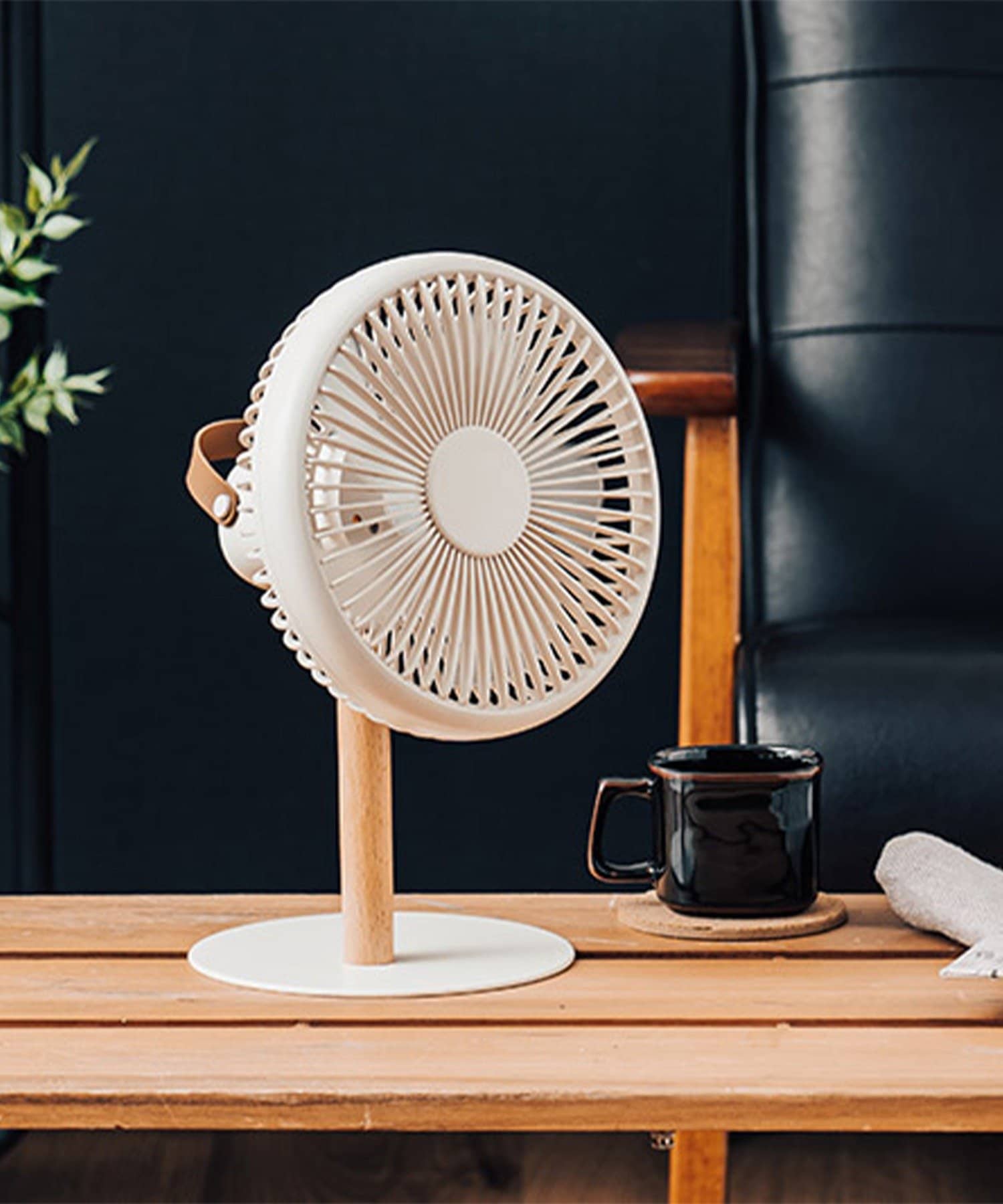 BIRTHDAY BAR(バースデイバー) 〈風量3段階〉ミニリビングファン LEDライト付　デスク・吊り下げ 2WAY仕様