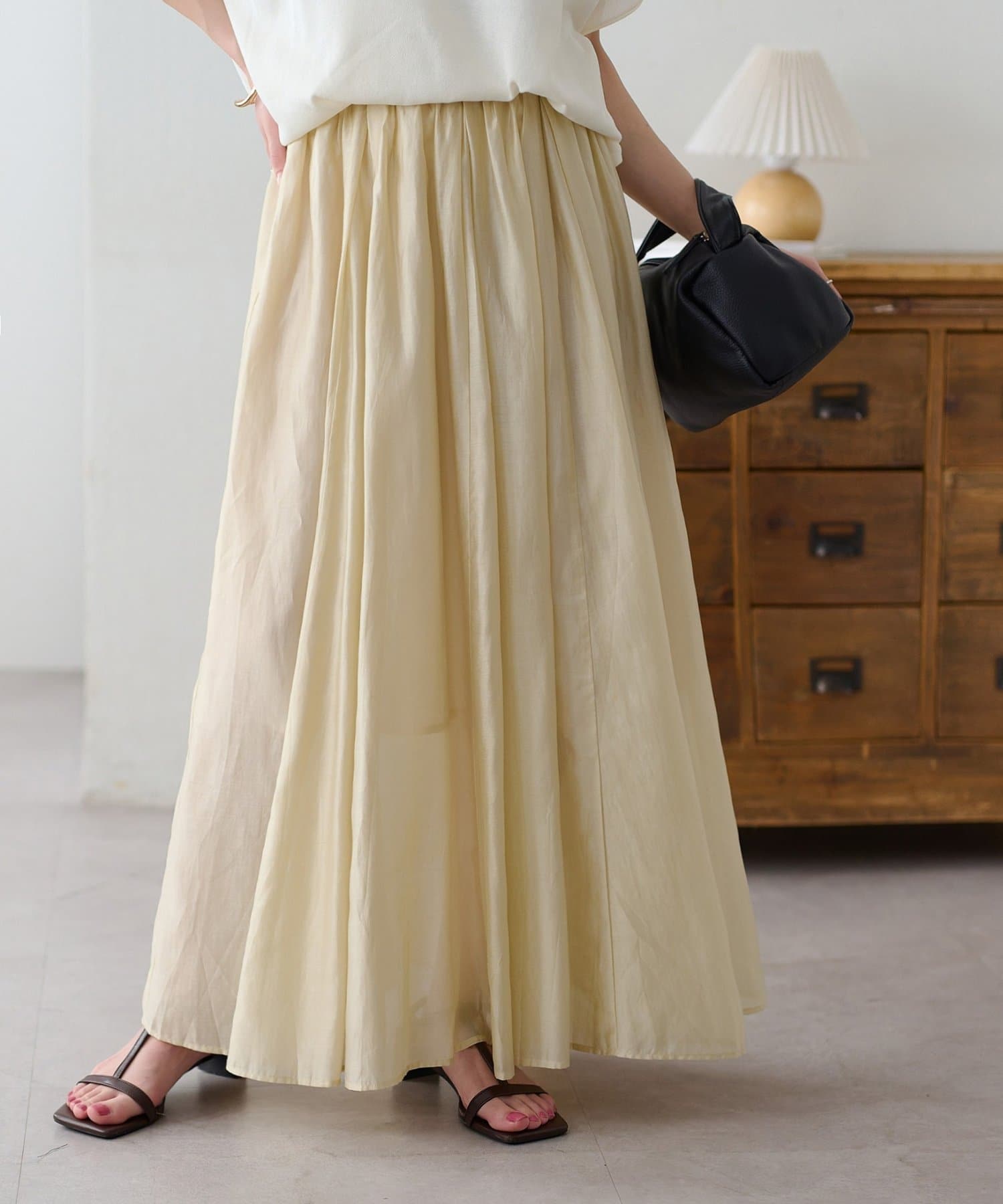 DISCOAT(ディスコート) シャイニーギャザーフレアスカート