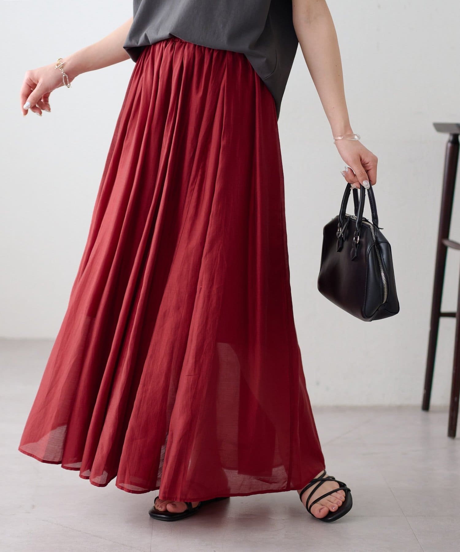 DISCOAT(ディスコート) シャイニーギャザーフレアスカート