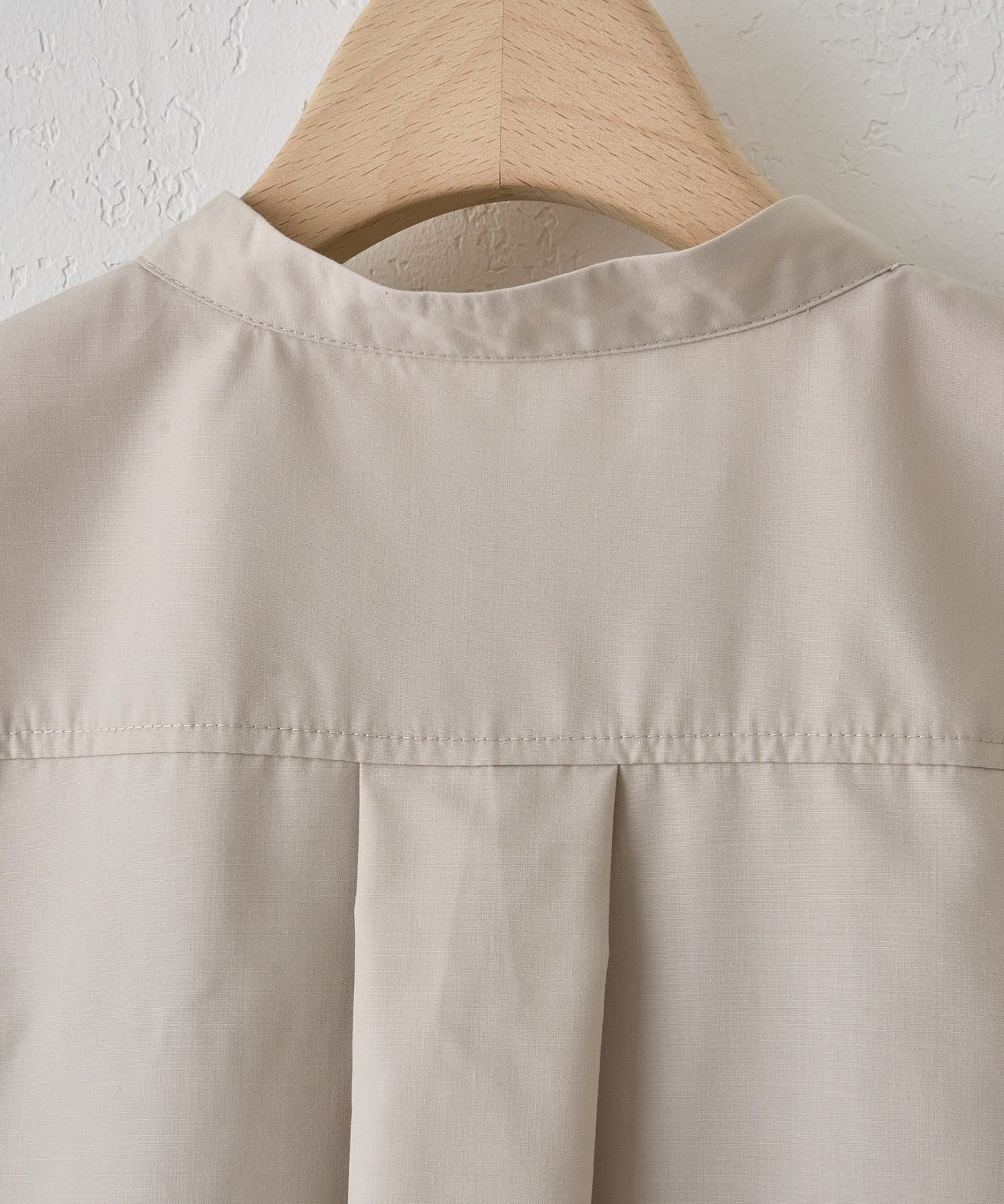 DISCOAT(ディスコート) 【WEB限定】ヨークフリルノースリブラウス