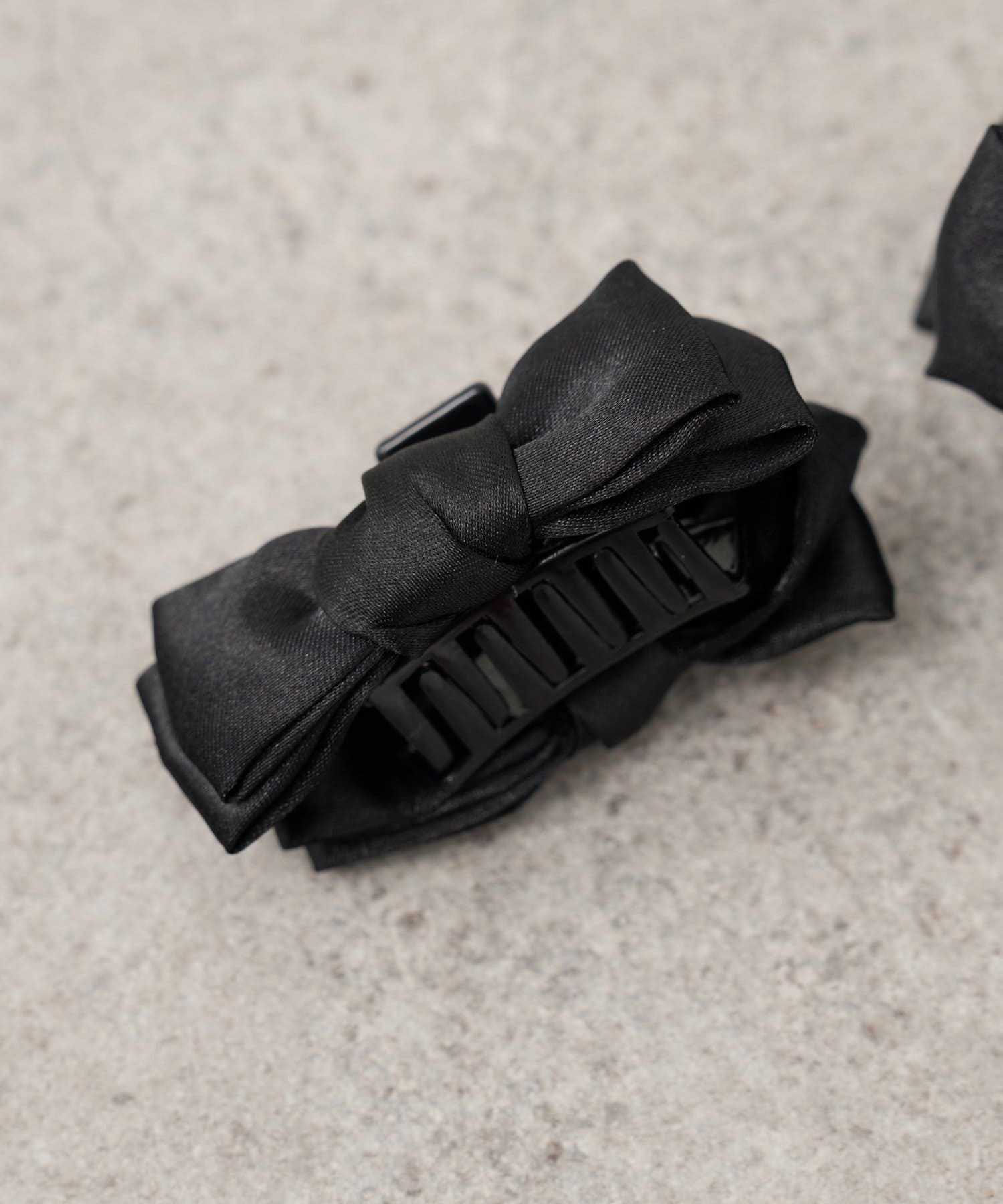 mystic(ミスティック) サテンリボンヘアクリップ