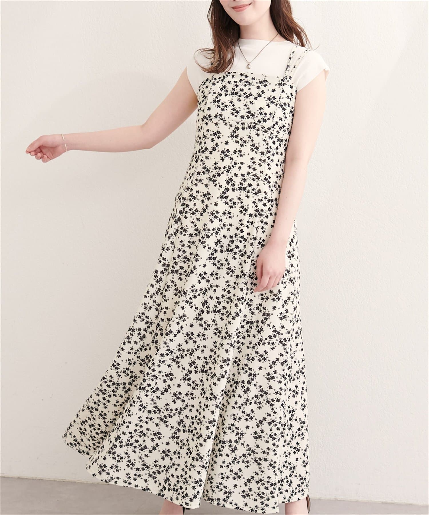 natural couture(ナチュラルクチュール) カットジョーゼットキャミワンピース