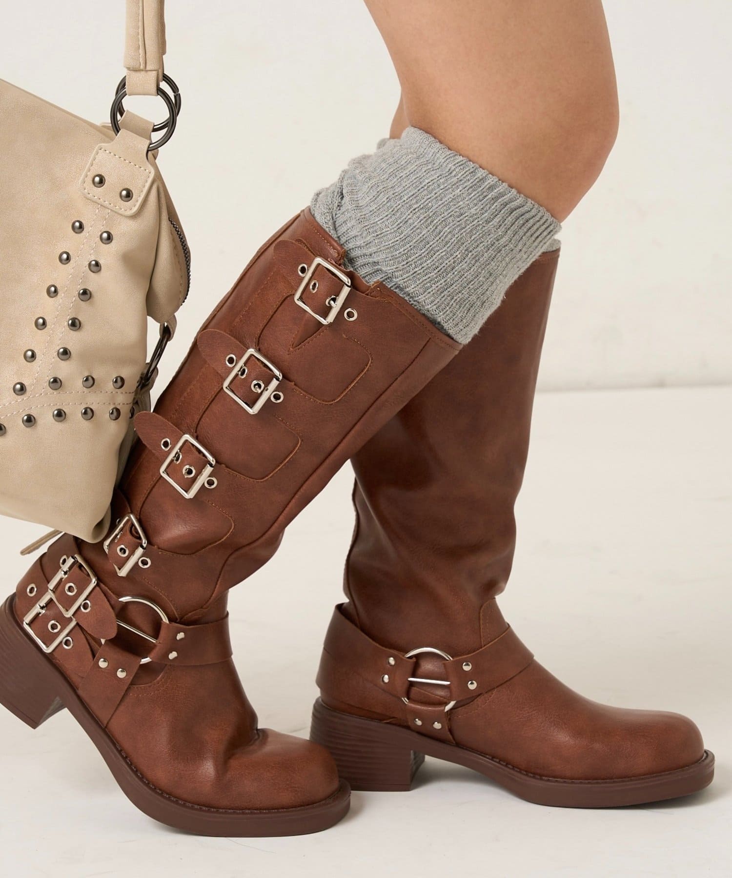 WHO’S WHO gallery(フーズフーギャラリー) ベルテッドロングブーツ