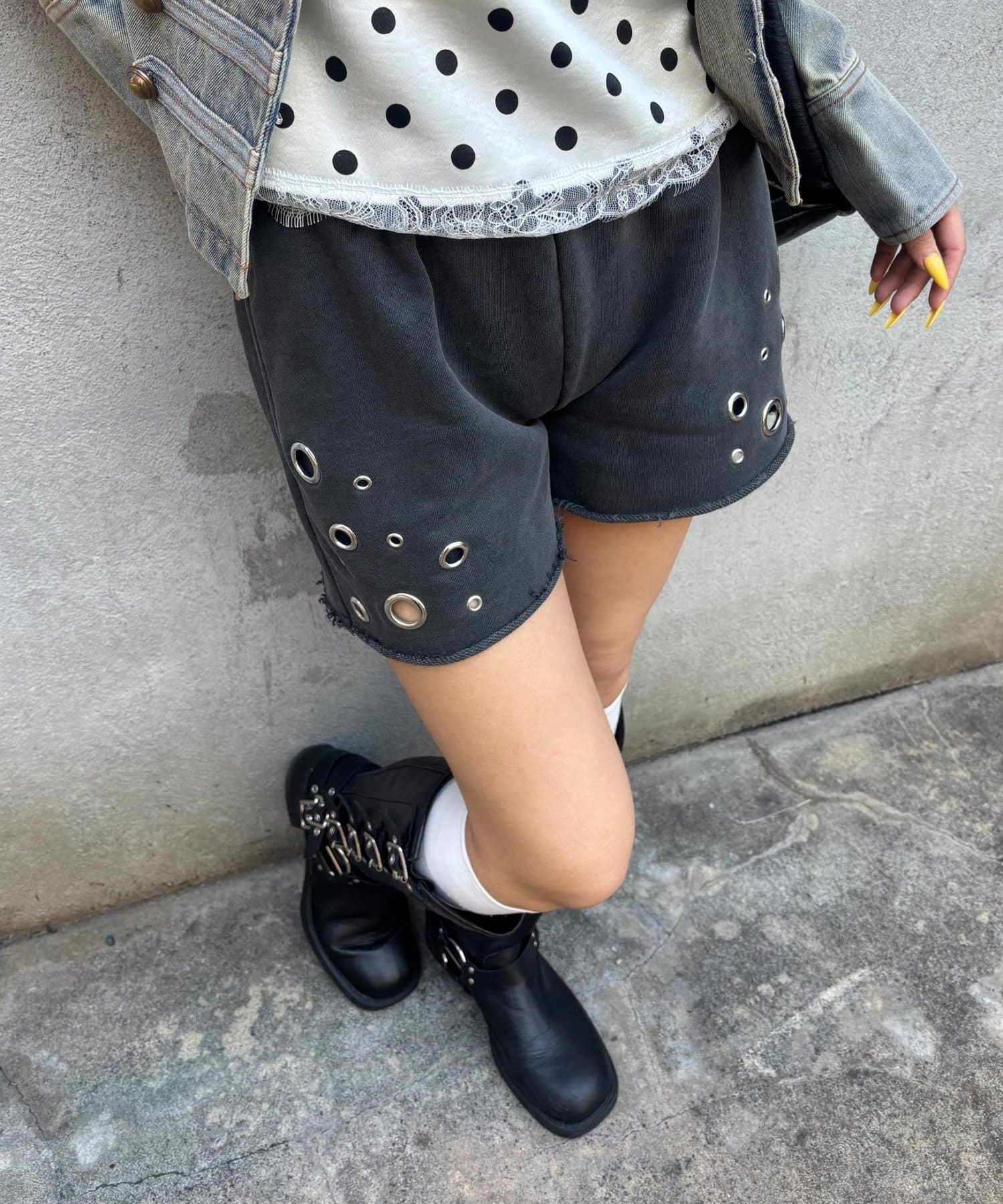 WHO’S WHO gallery(フーズフーギャラリー) アイレットスウェットショーツ