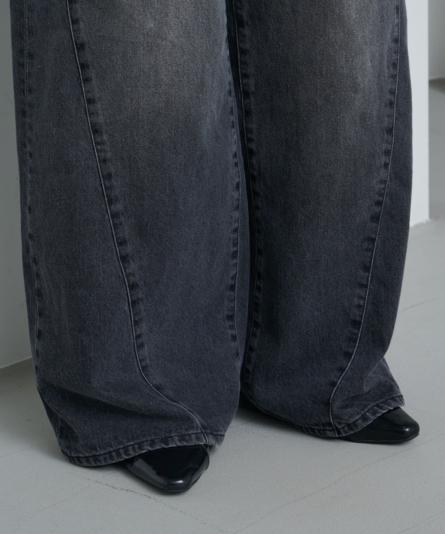 Kastane(カスタネ) 【2サイズ展開/低身長サイズ/ウエスト調節可】カーブステッチデニム