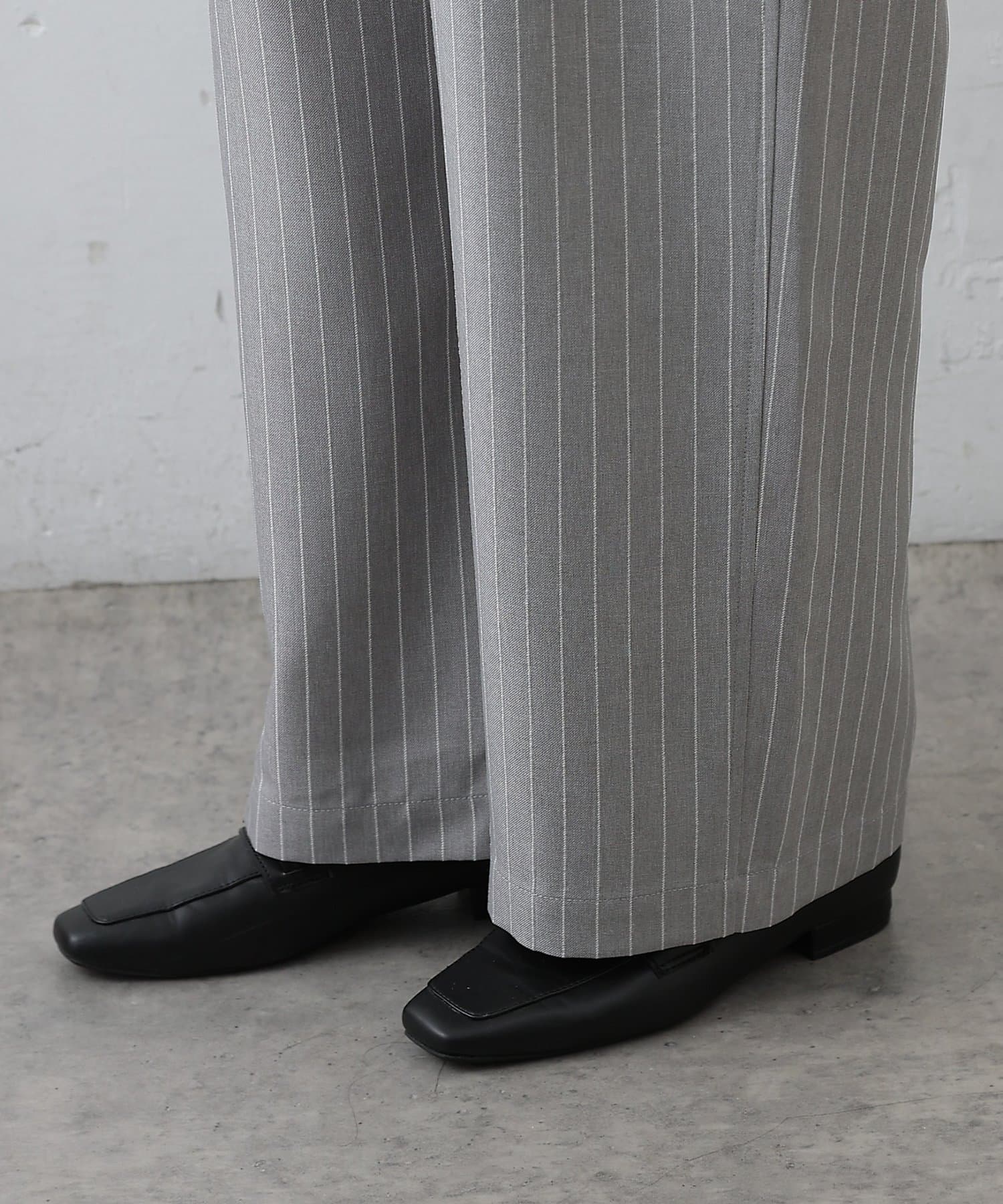 COLONY 2139(コロニー トゥーワンスリーナイン) TRストライプイージーパンツ