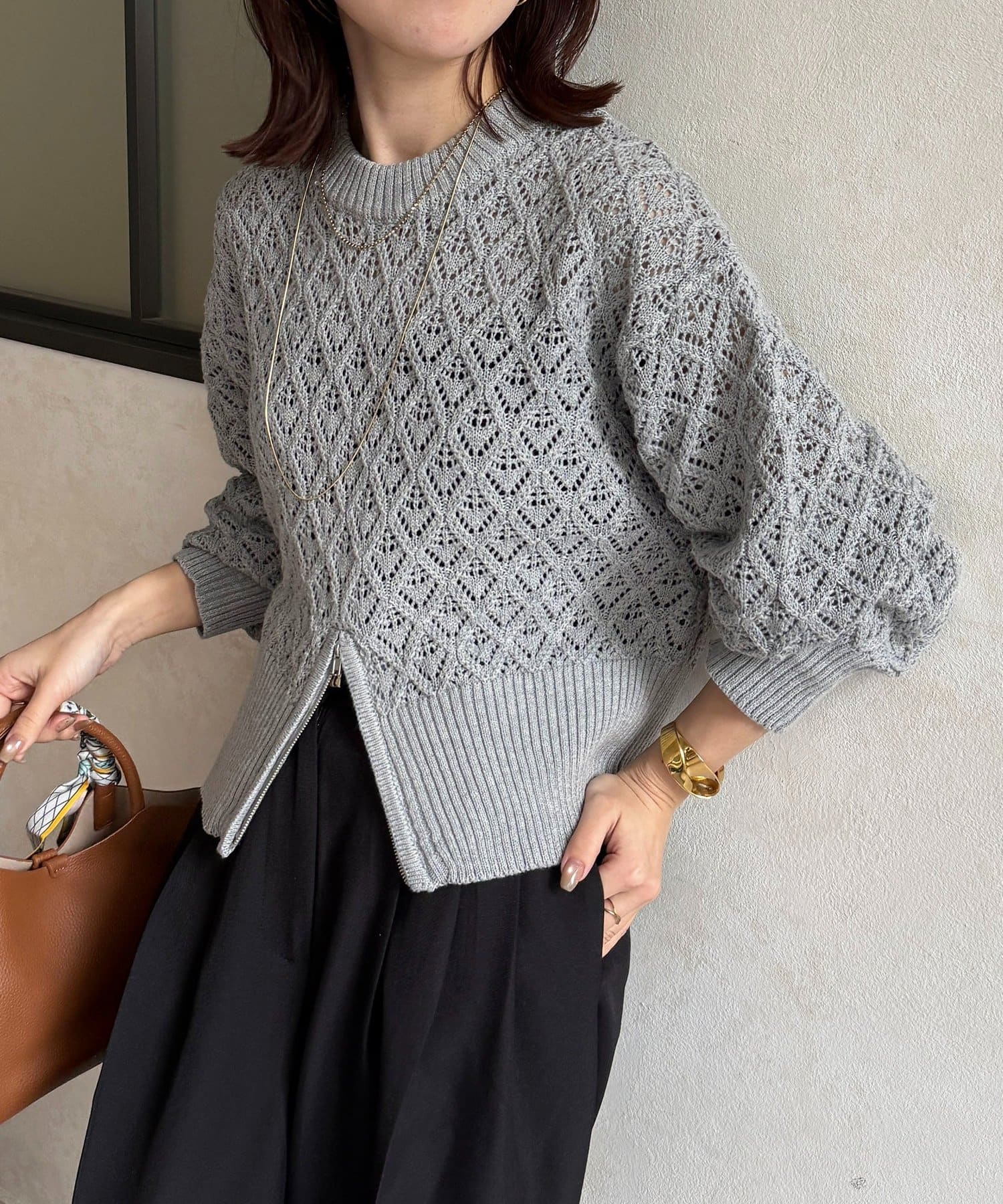 Thevon.(ゼヴォン) フロントジップ透かし編みニット