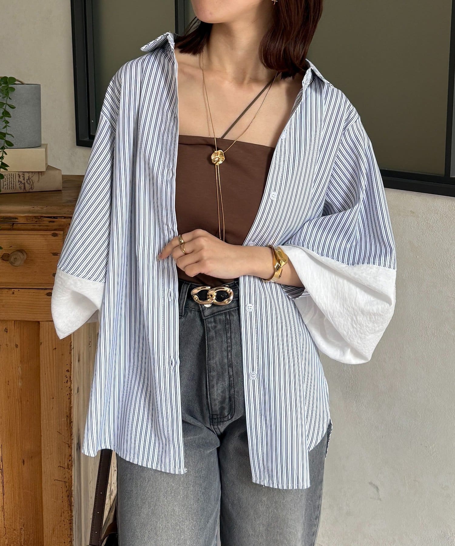 Thevon.(ゼヴォン) 袖切替ボリュームシャツ