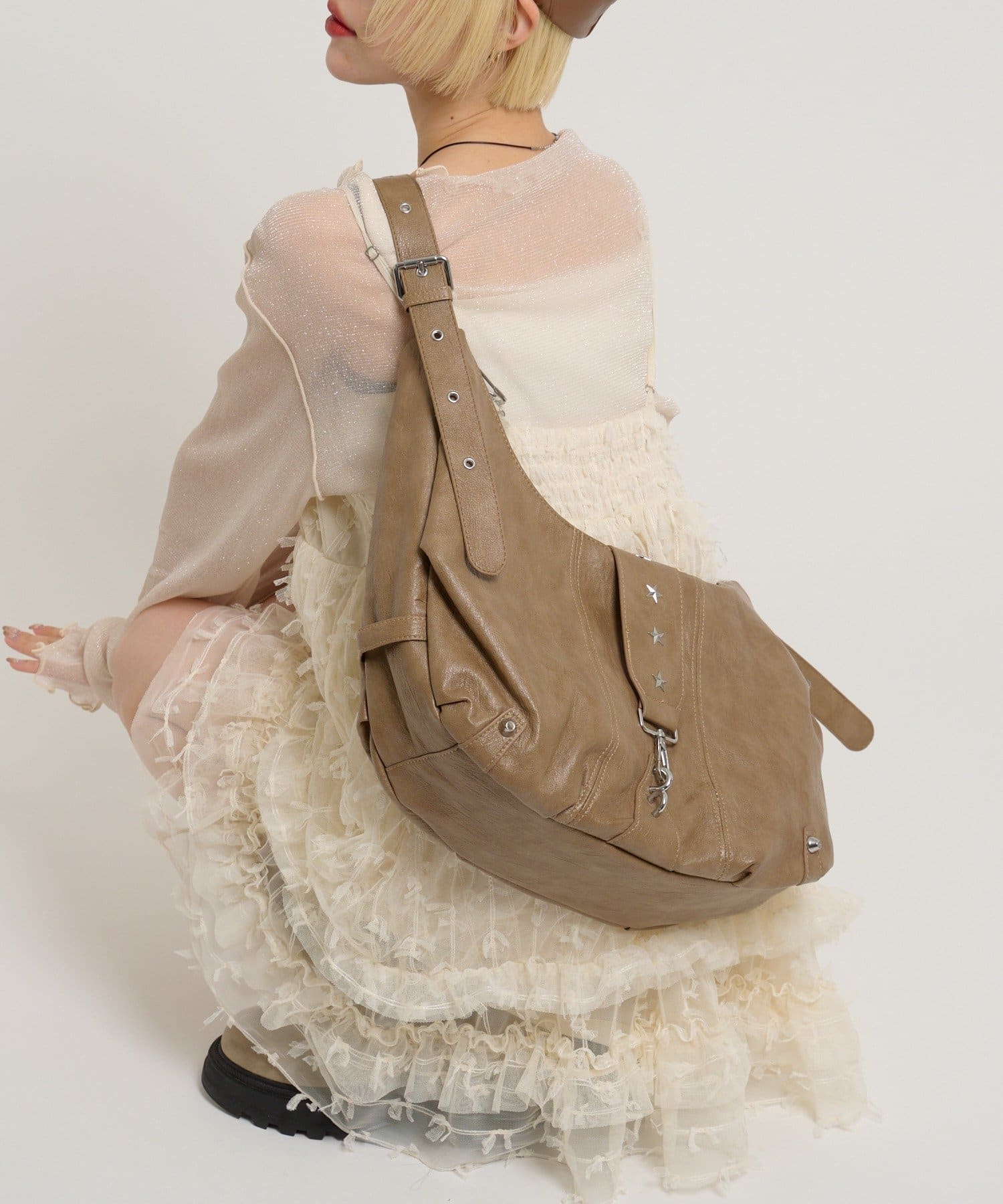 w closet(ダブルクローゼット) スターバックルマルチWAYバッグ