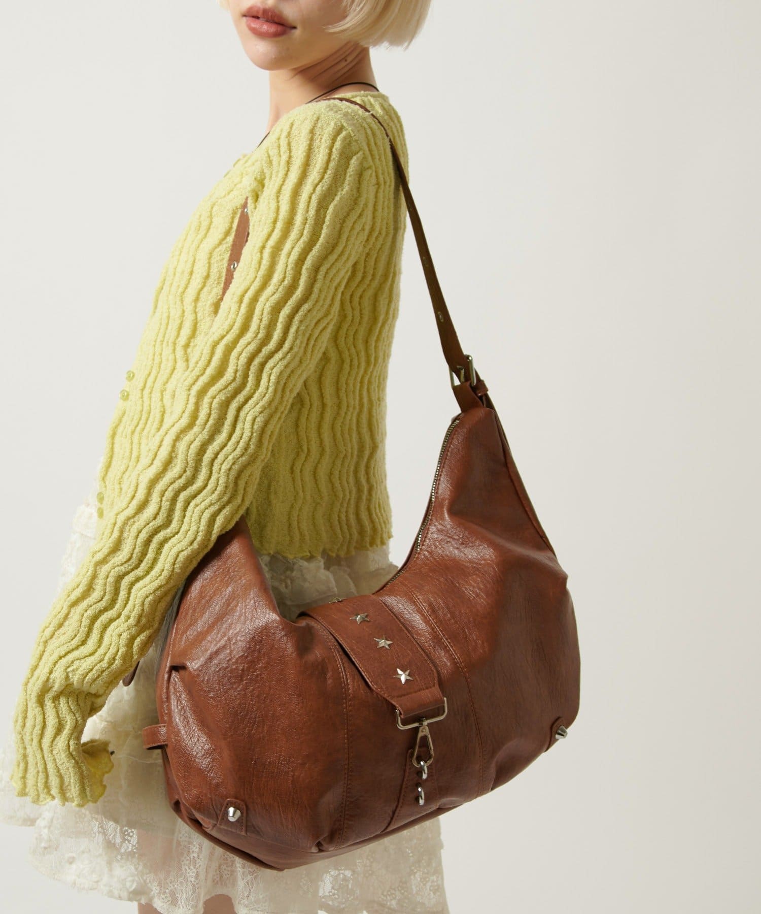 w closet(ダブルクローゼット) 【新色追加・大容量】スターバックルマルチWAYバッグ