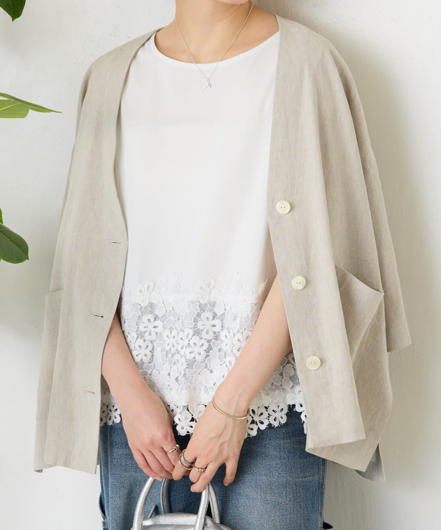 BEARDSLEY(ビアズリー) 《2/22(日)12：00予約開始》裾レースフレンチカットソー