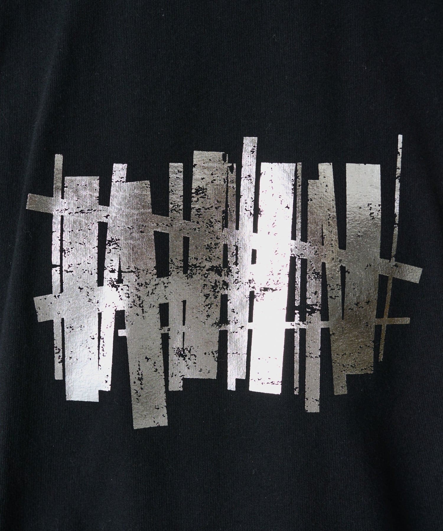 COLONY 2139(コロニー トゥーワンスリーナイン) グラフィック箔プリントTシャツ