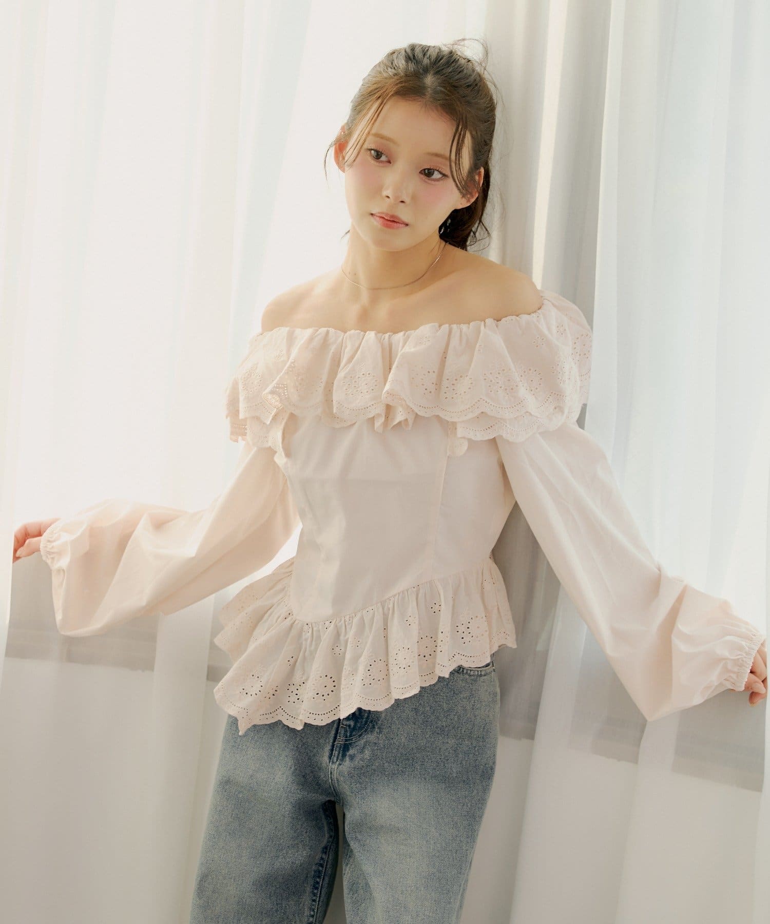 Chico(チコ) コットンレースオフショルブラウス