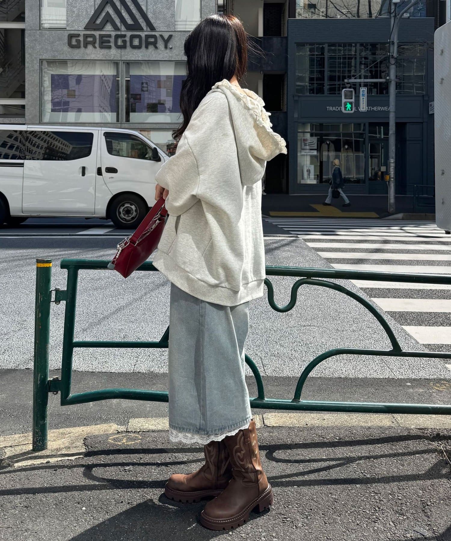 CIAOPANIC(チャオパニック) 【neutral by ciaopanic】フラワーロゴフリルダブルジップパーカー