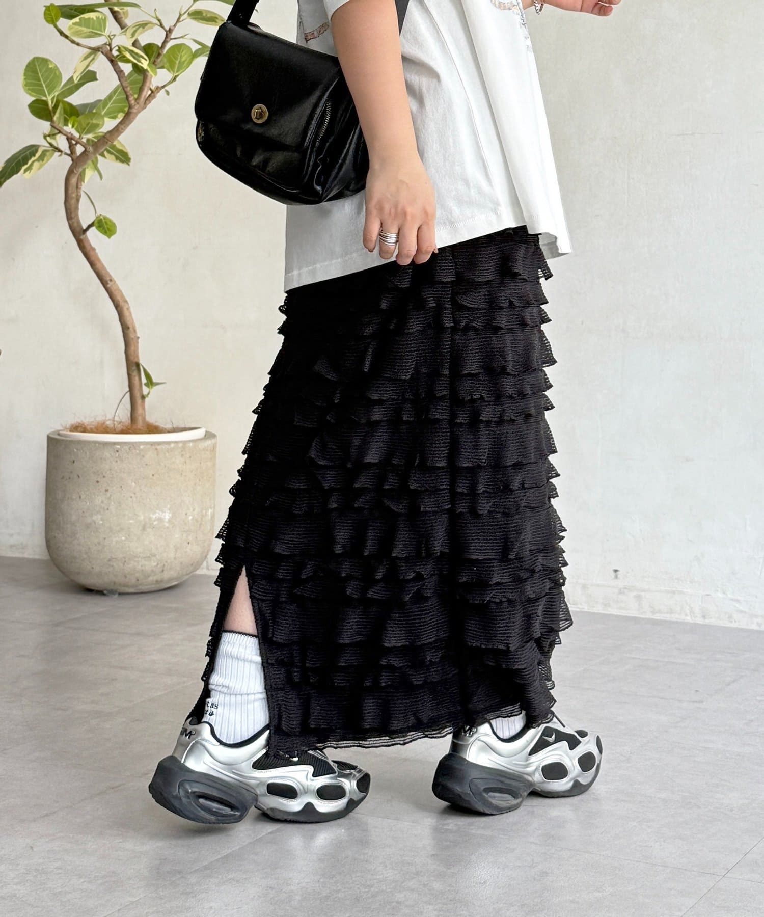 CPCM(シーピーシーエム) 段々フリルナロースカート