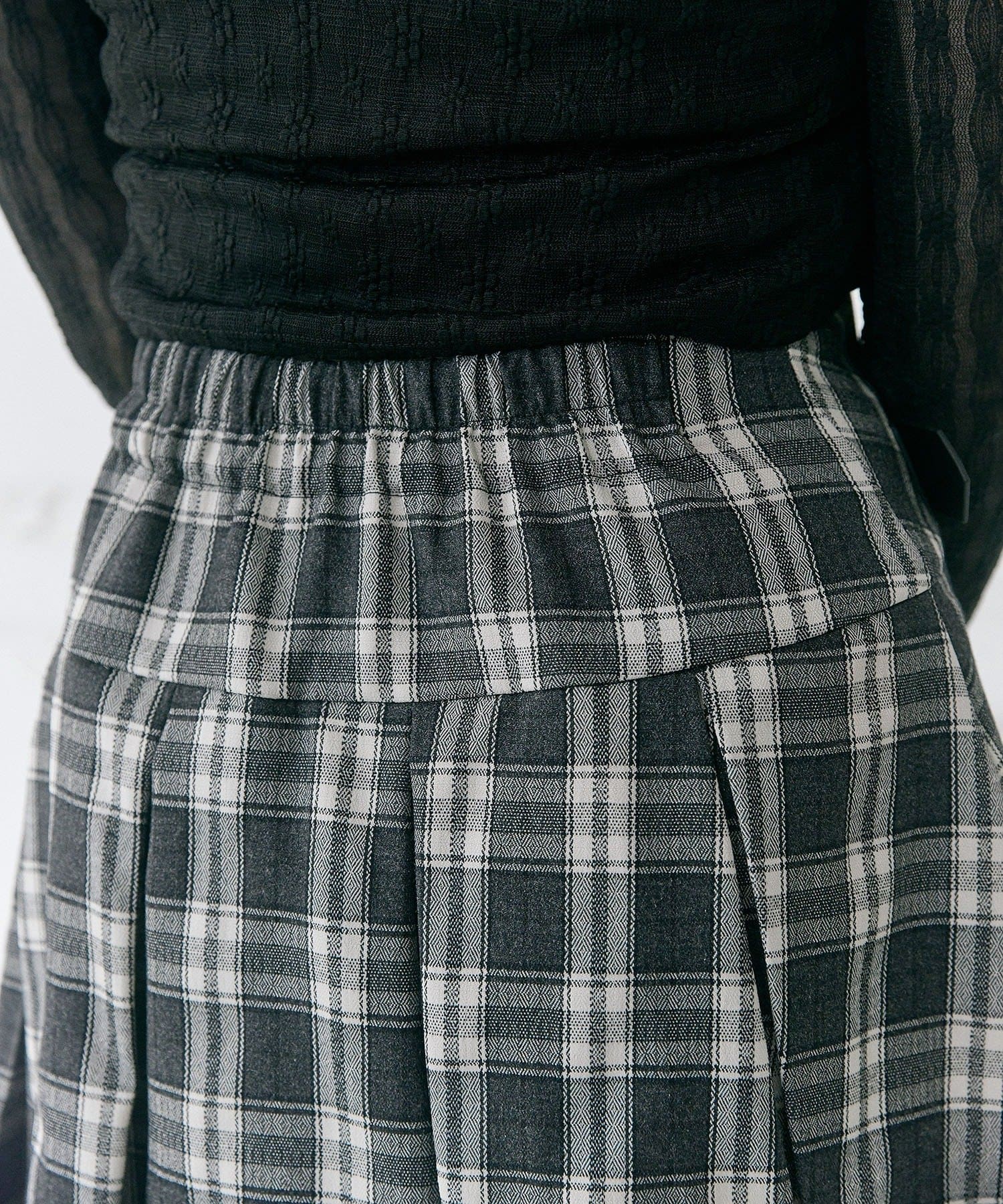 Belle Charme(ベルシャルム) Side Belt Pleats Skirt