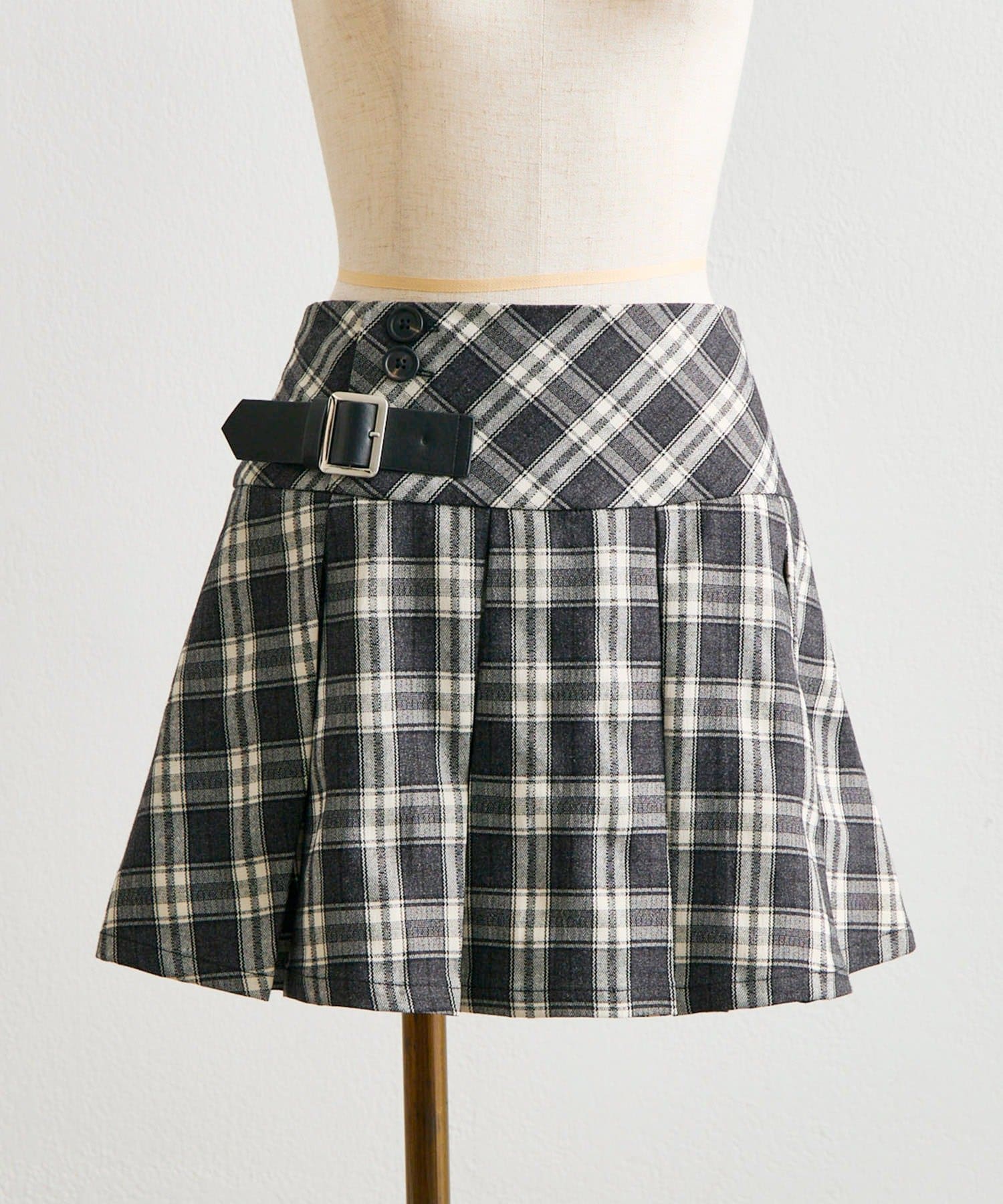Belle Charme(ベルシャルム) Side Belt Pleats Skirt