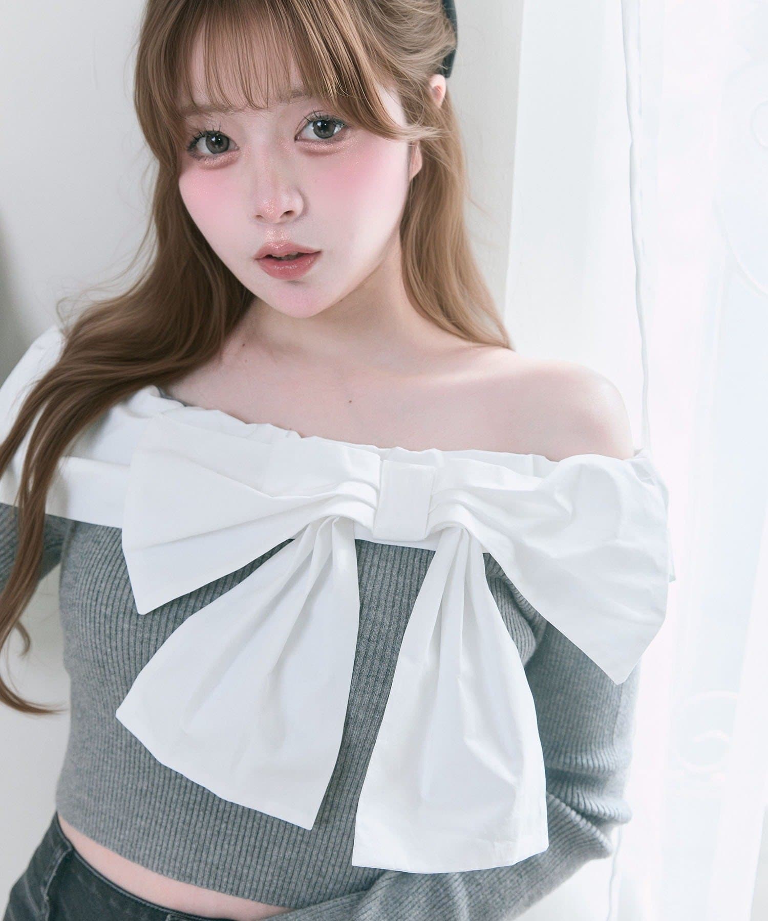 Belle Charme(ベルシャルム) Big Ribbon Offshoulder Knit