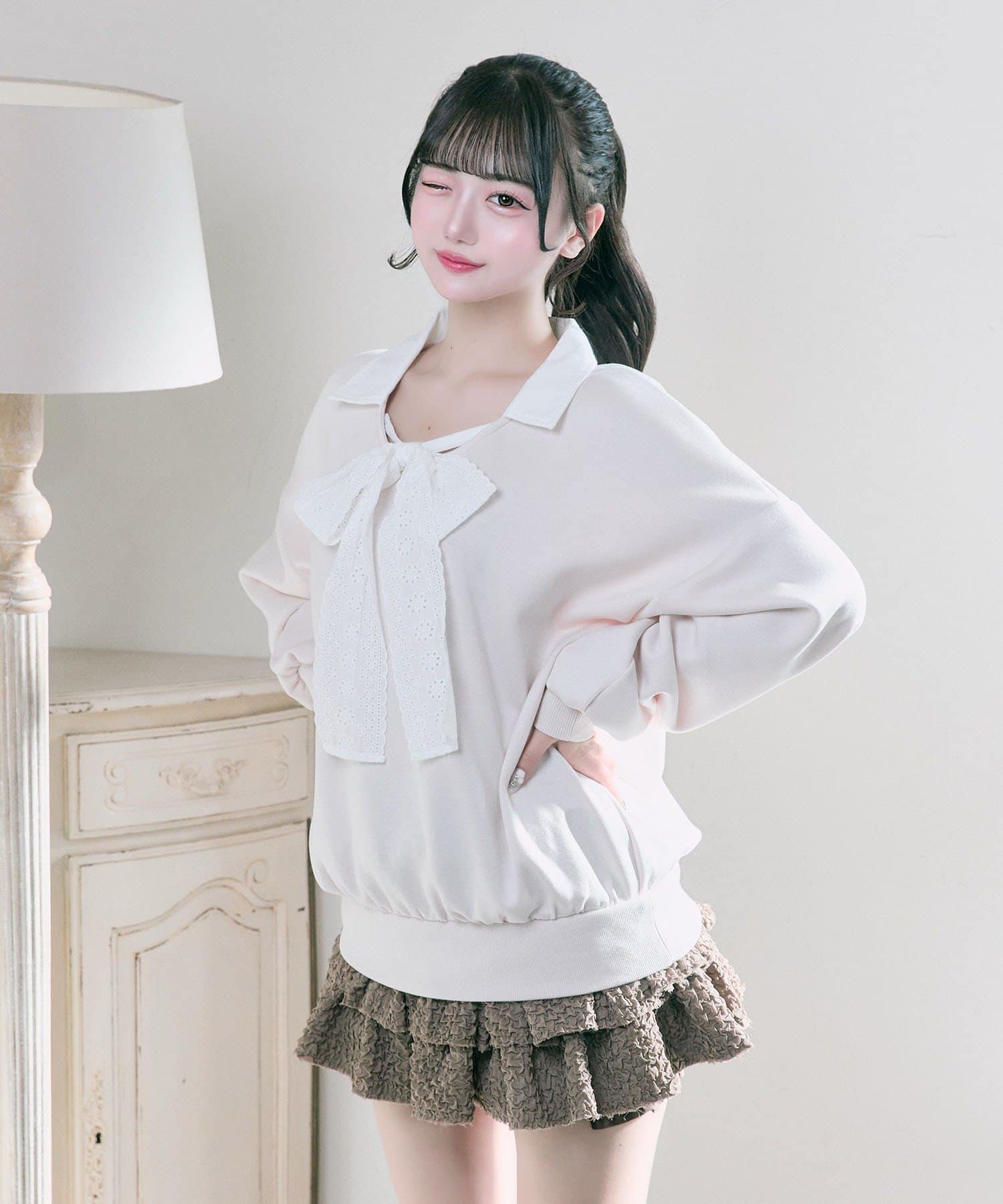 Belle Charme(ベルシャルム) Lace Ribbon Tie Trainer