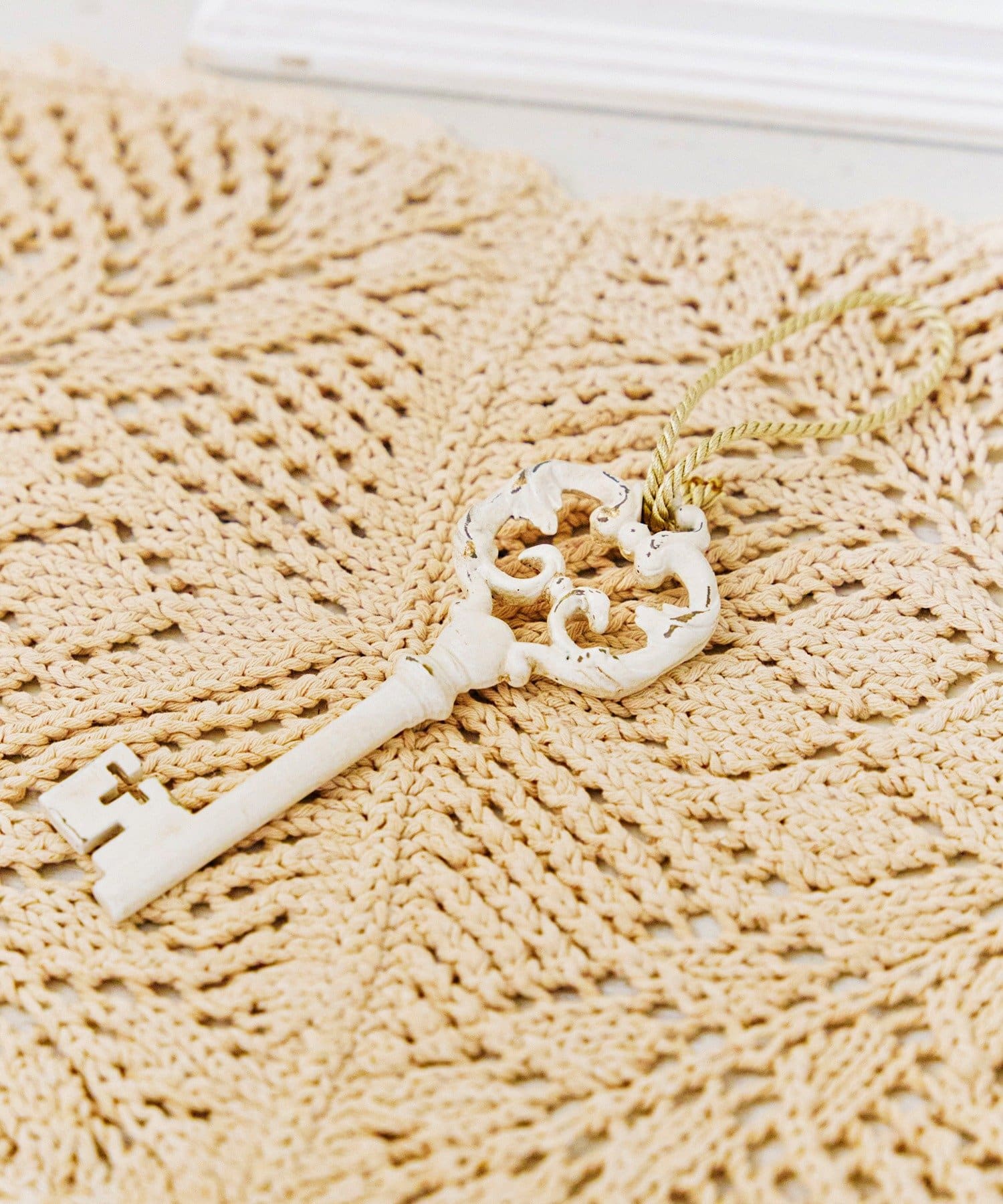 salut!(サリュ) キーオブジェオルネ／choupinet