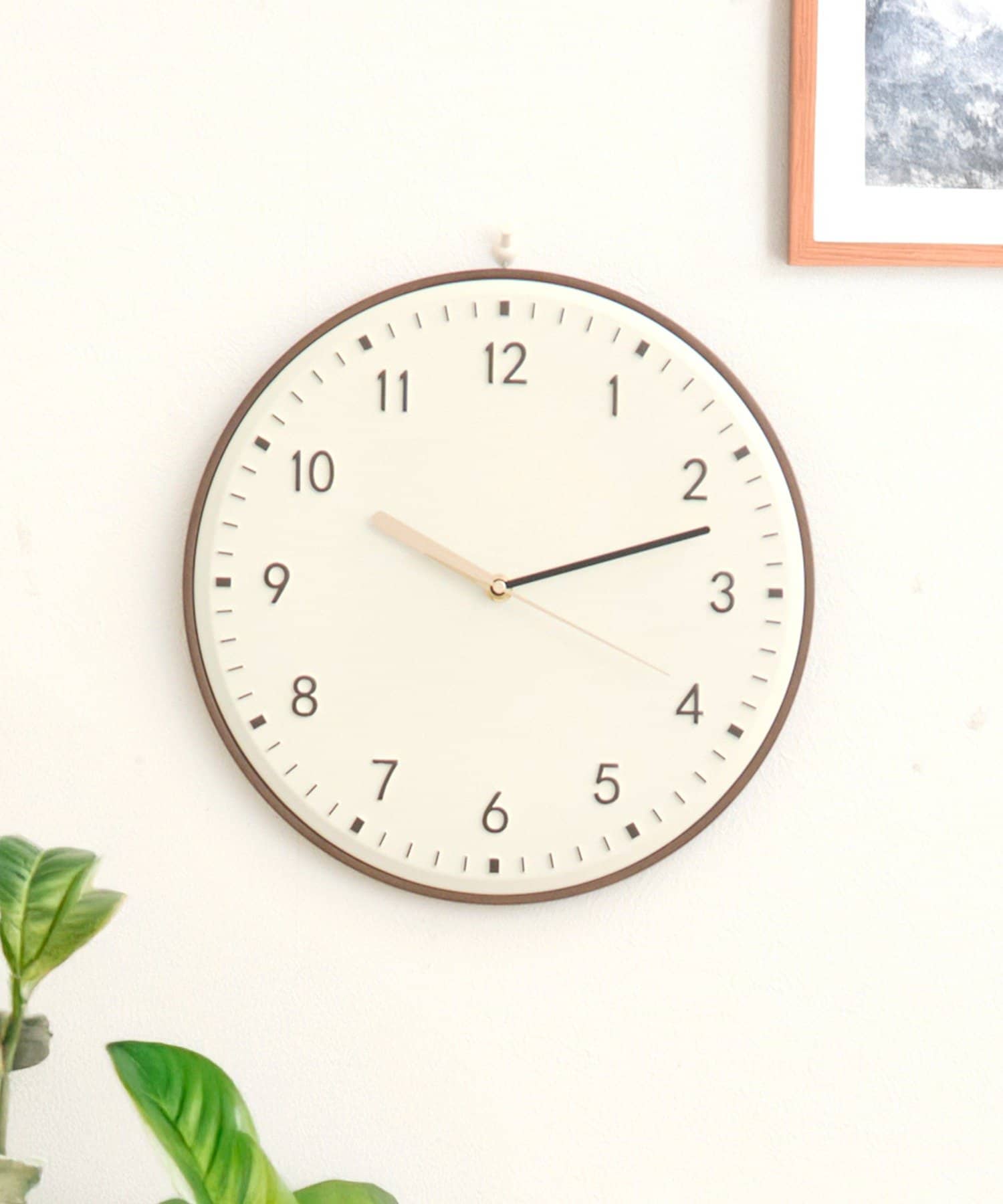 salut!(サリュ) エンボスウォールクロック