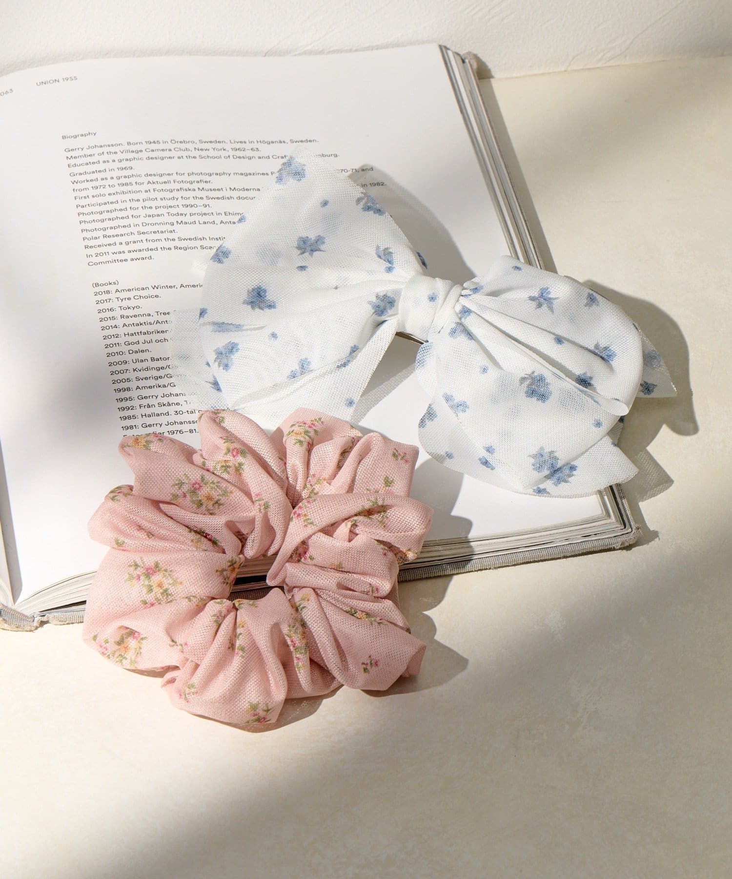 Lattice(ラティス) メッシュ小花柄シュシュ