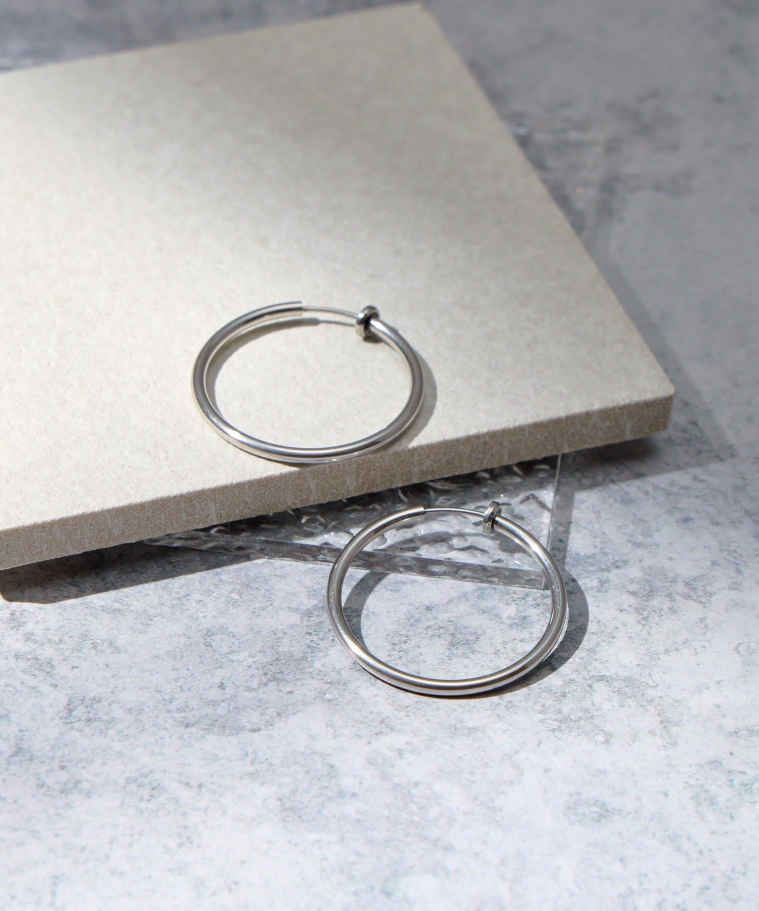 Lattice(ラティス) ＜ステンレス＞フープイヤリング